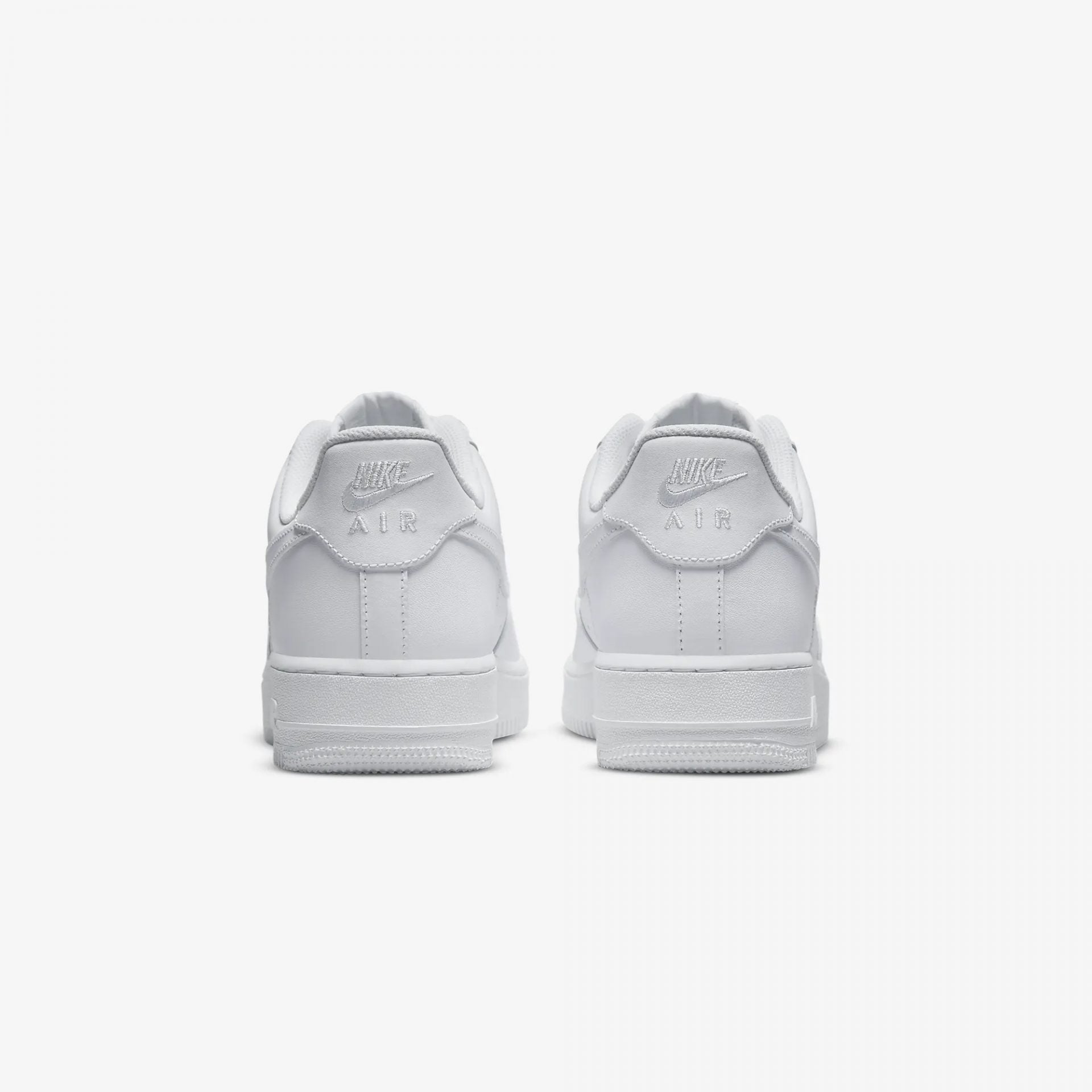 Nike | AIR FORCE 1 '07 { TRIPLE WHITE - view 2