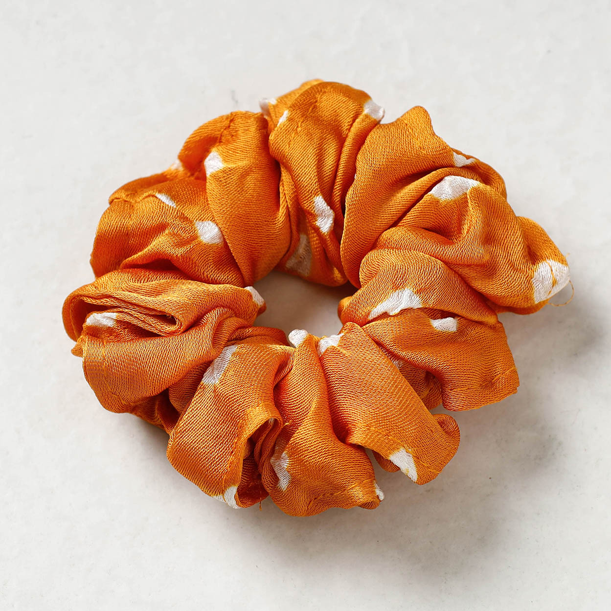 ITOKRI CRAFTS INITIATIVE Bandhani Tie-Dye Cotton Elastic Rubber Band/Scrunchie - view 2