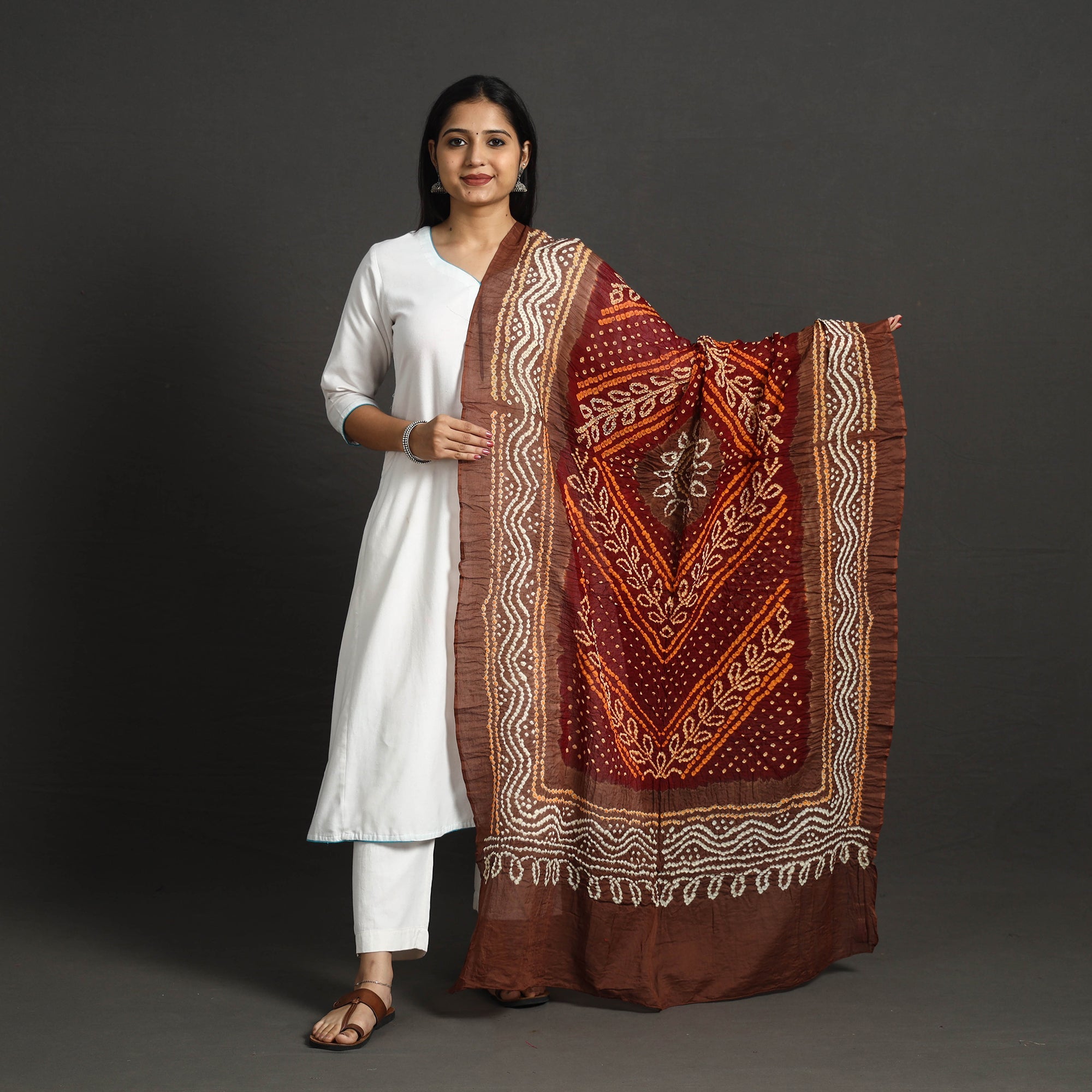 KACHCHH JI CHHAAP Kutch Tie-Dye Cotton Bandhani Dupatta 07