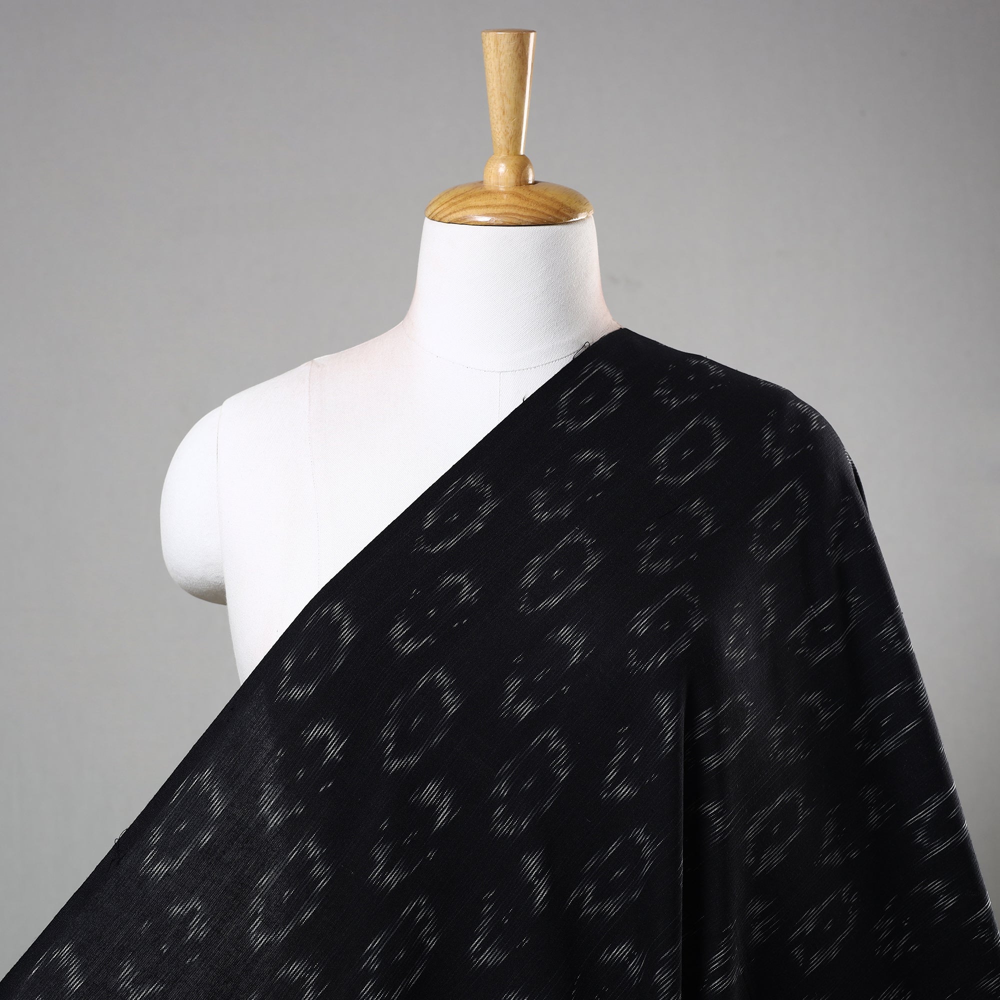SOUTH KARGHA Black - Cotton Pochampally Ikat Fabric 04