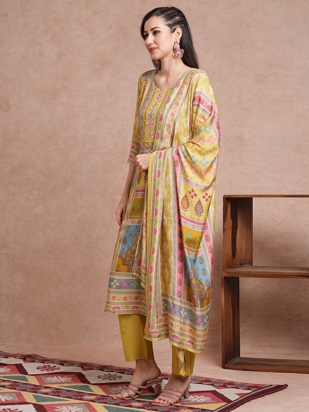 FASHOR Ethnic Printed & Mirror Embroidered Straight Fit Kurta with Pant and Dupatta - Green - view 4