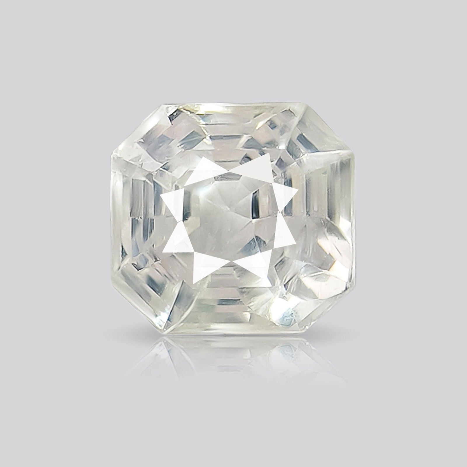 Gemsmantra White Sapphire (6.05 ratti)