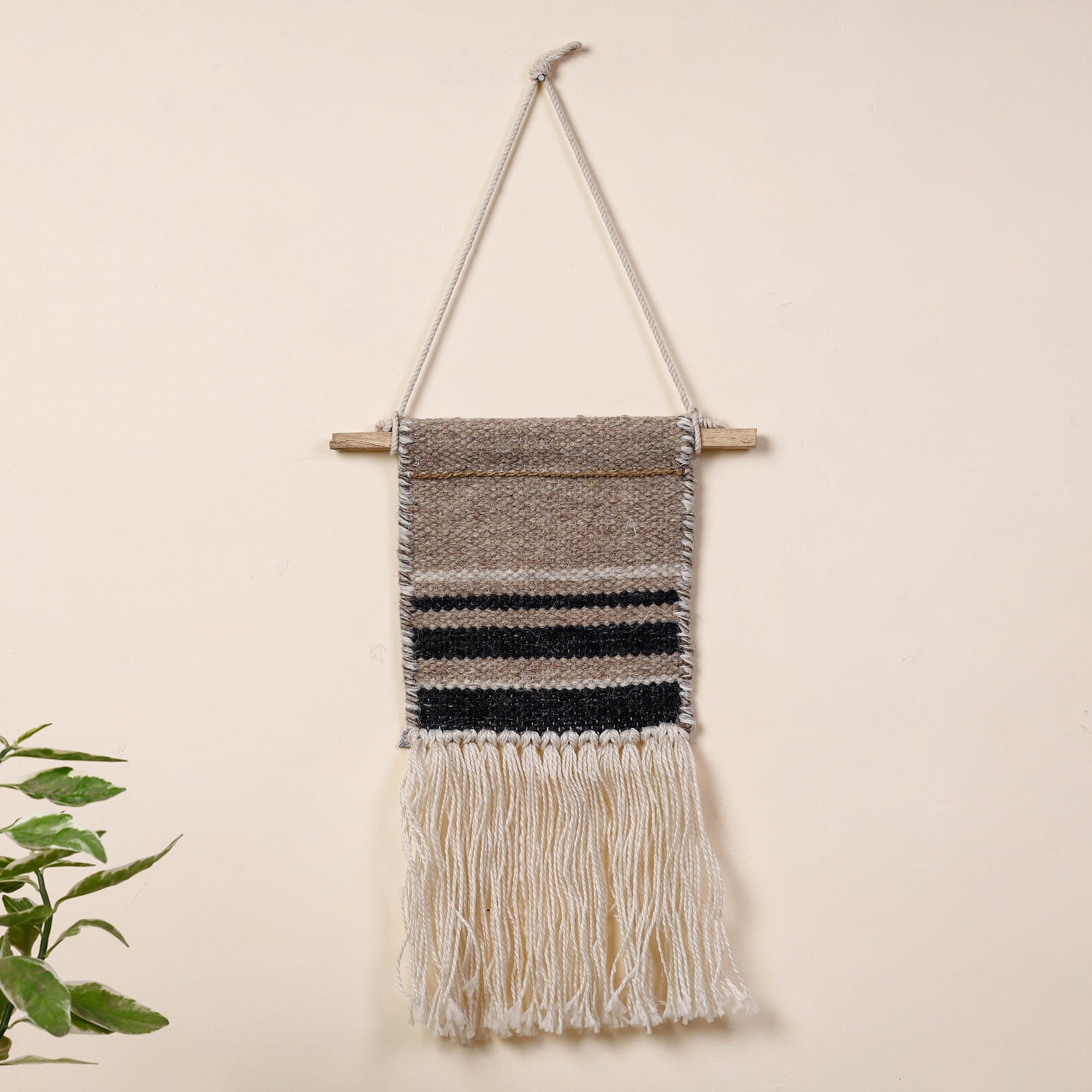 ITOKRI CRAFTS INITIATIVE Bhadohi Handwoven Wool Geometric Fringed Wall Hanging