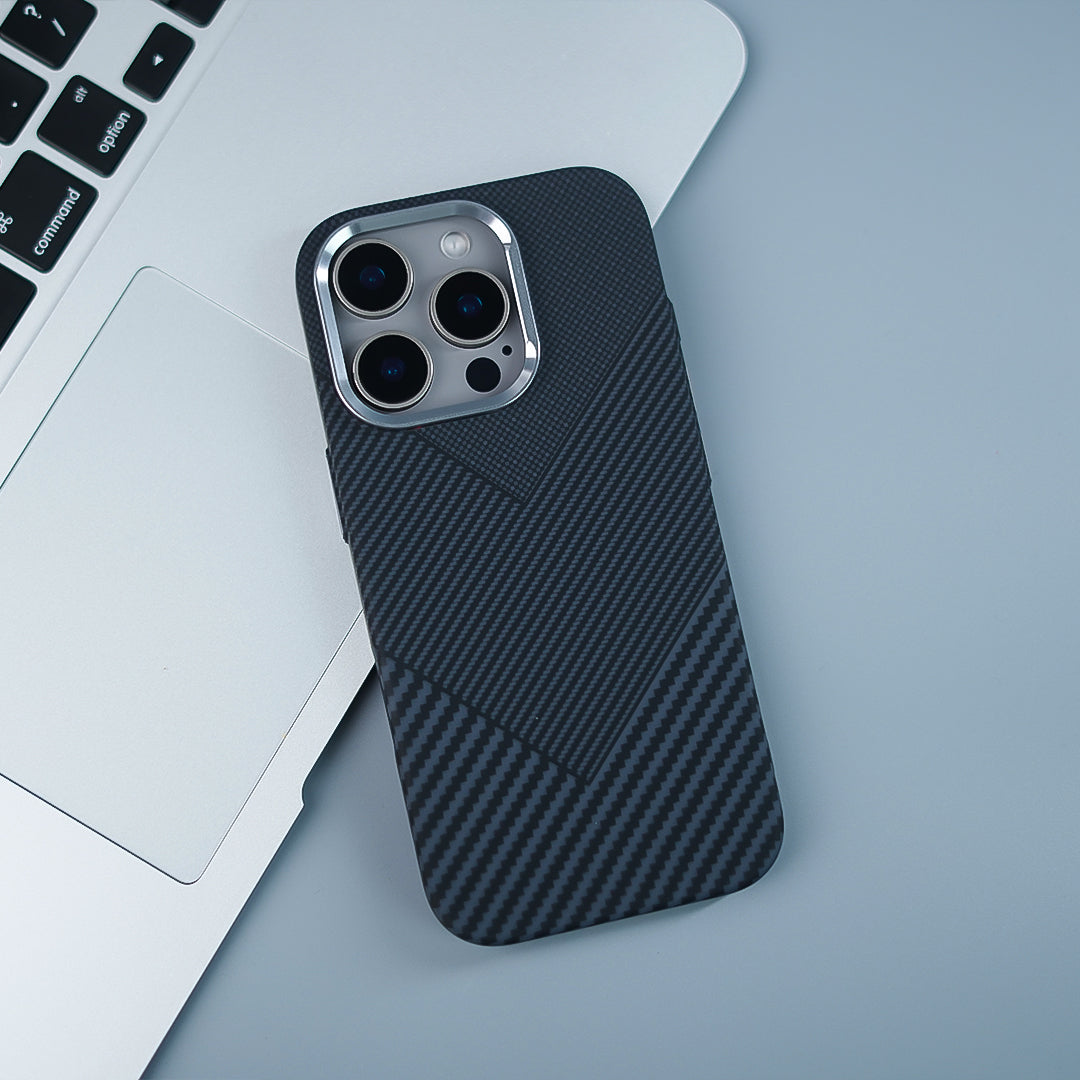 Million Cases iPhone 16 Series Rugged Elite Carbon Fiber Armor Case