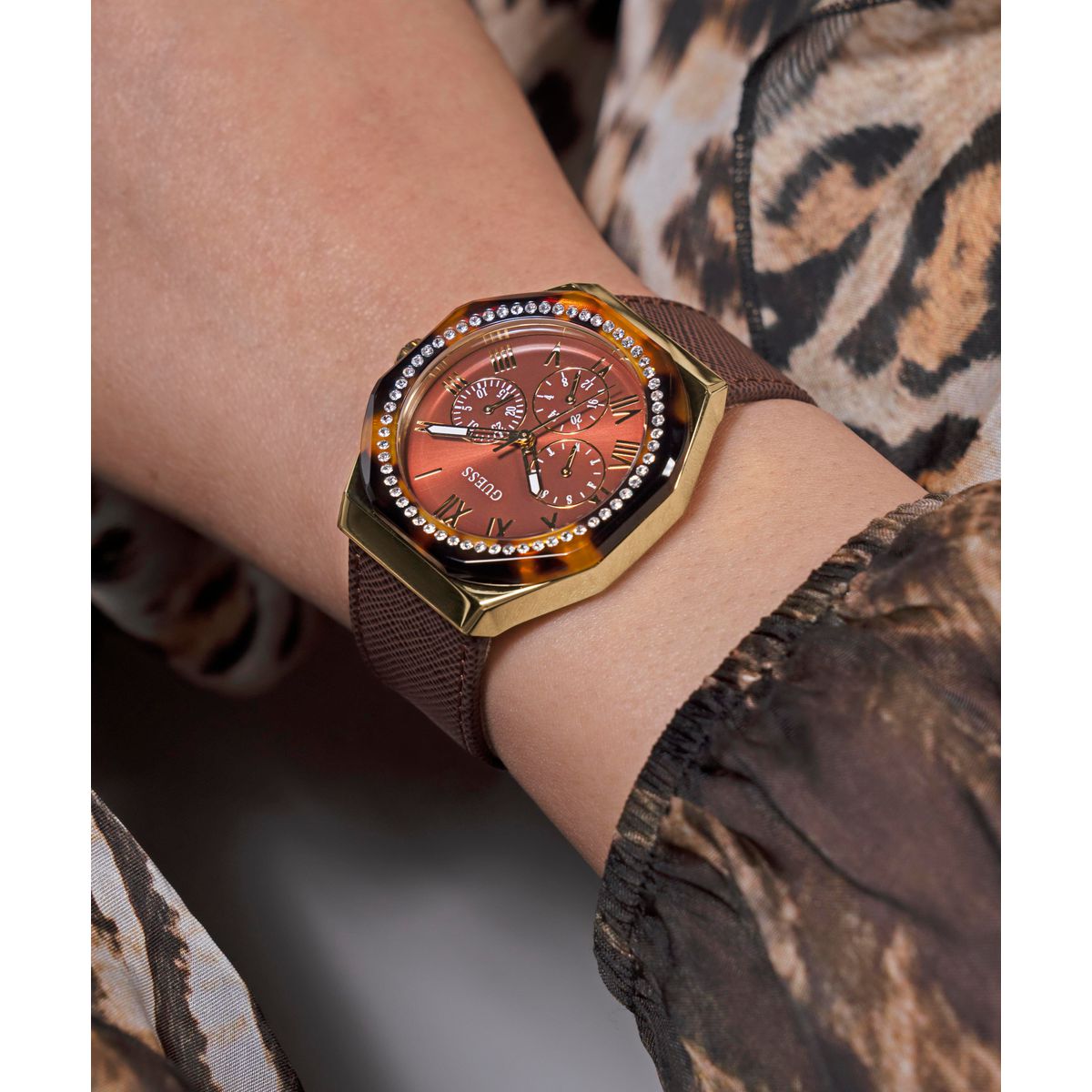 Guess Glaze Women Quartz Brown Dial Multi-Function Leather Watch GW0753L3 - view 8