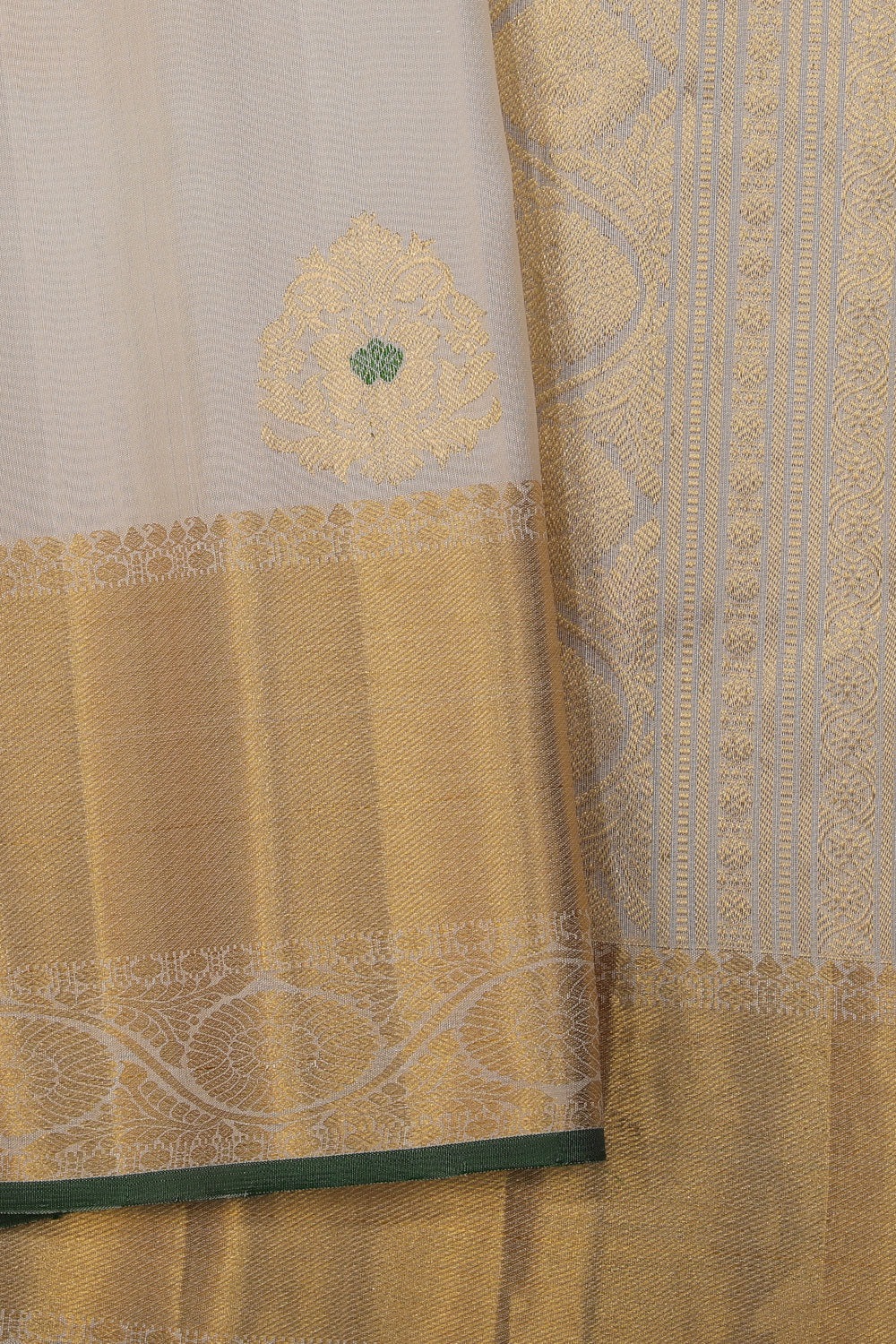 Kalanjali Gadwal White Saree – Women's - view 2