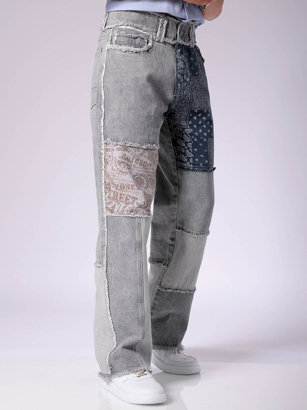 The Indian Garage Co Men's Grey Relaxed Fit Colourblocked Jeans - view 5