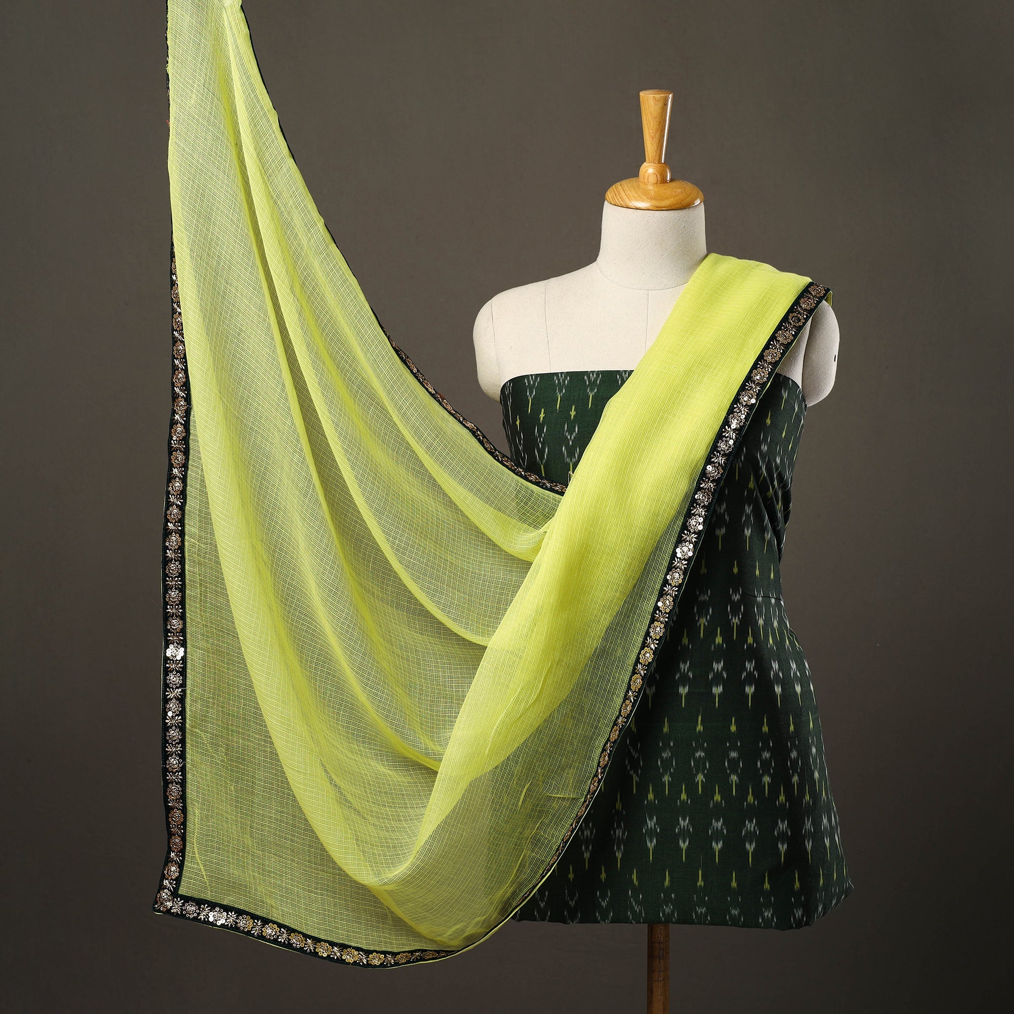 NOORI BAZAR Green - 3pc Cotton Pochampally Ikat Kurta with Plain Dupatta 08