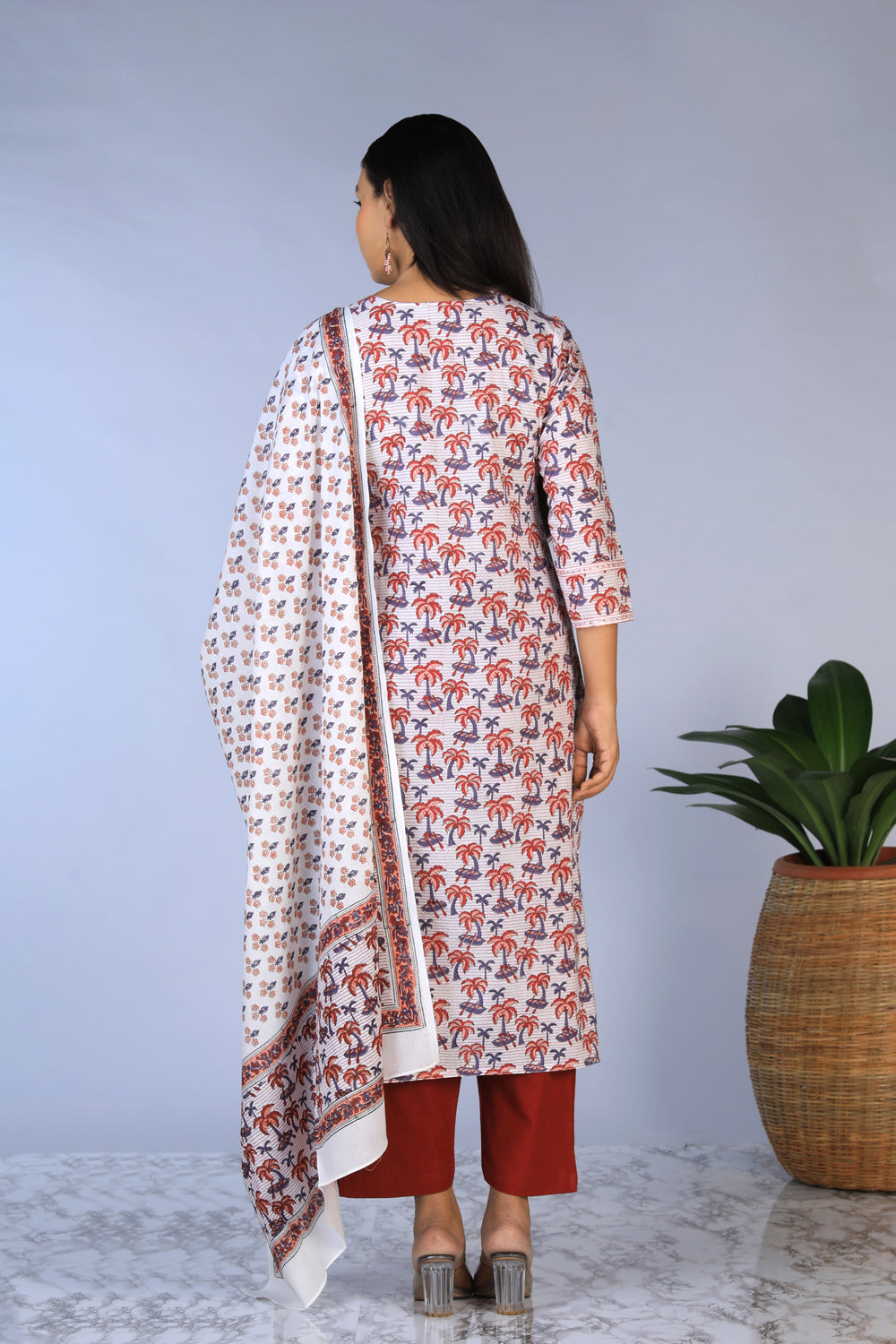 Kalanjali Ethnics Handblock printed straight fit Kurti and dupatta set - view 6