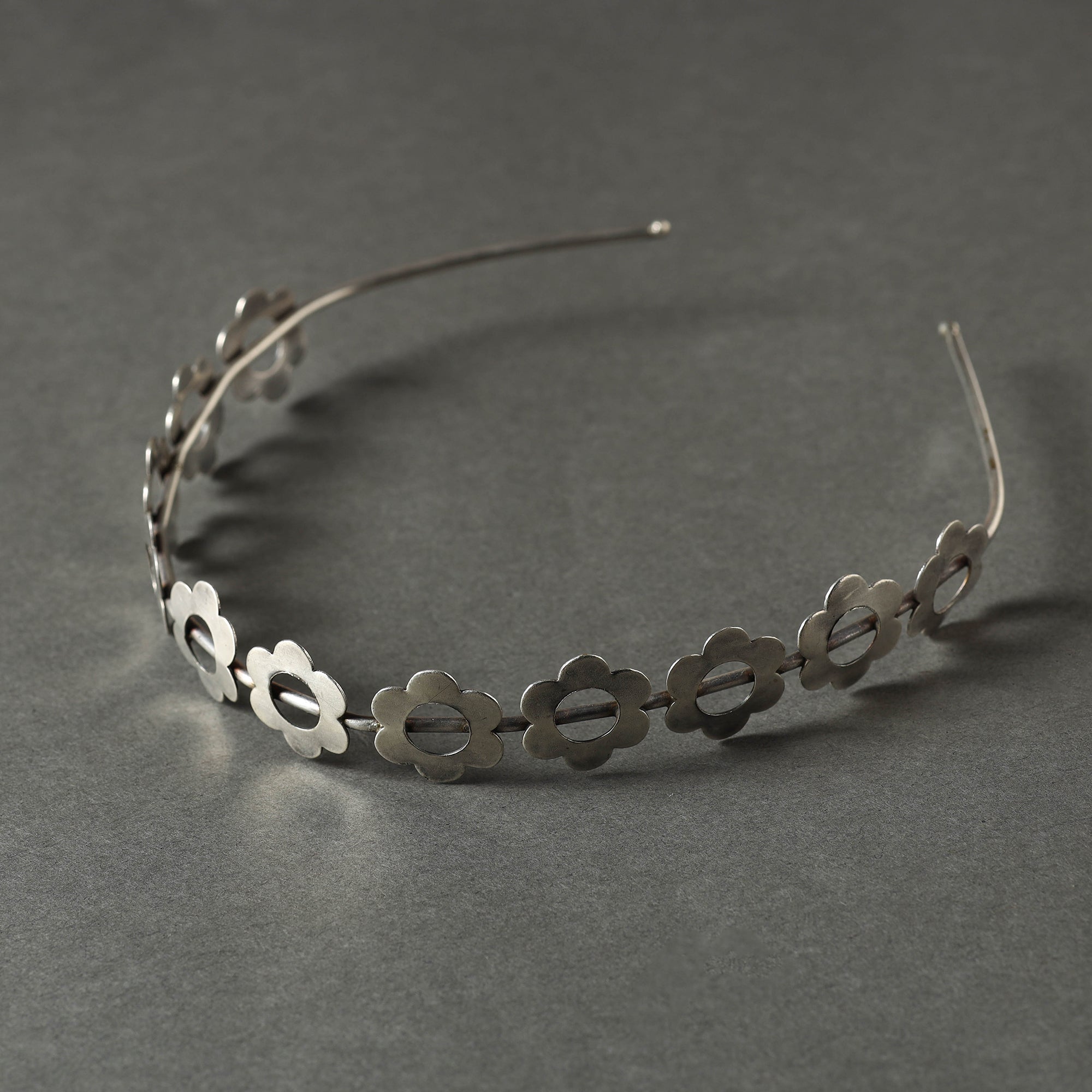 WHITE RIVER STORIES Antique Silver Finish Oxidised Brass Base Hair Band