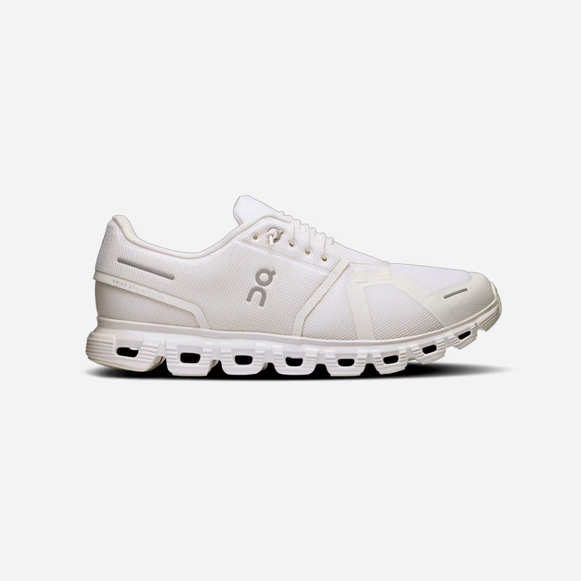ON Running Cloud 6 White White