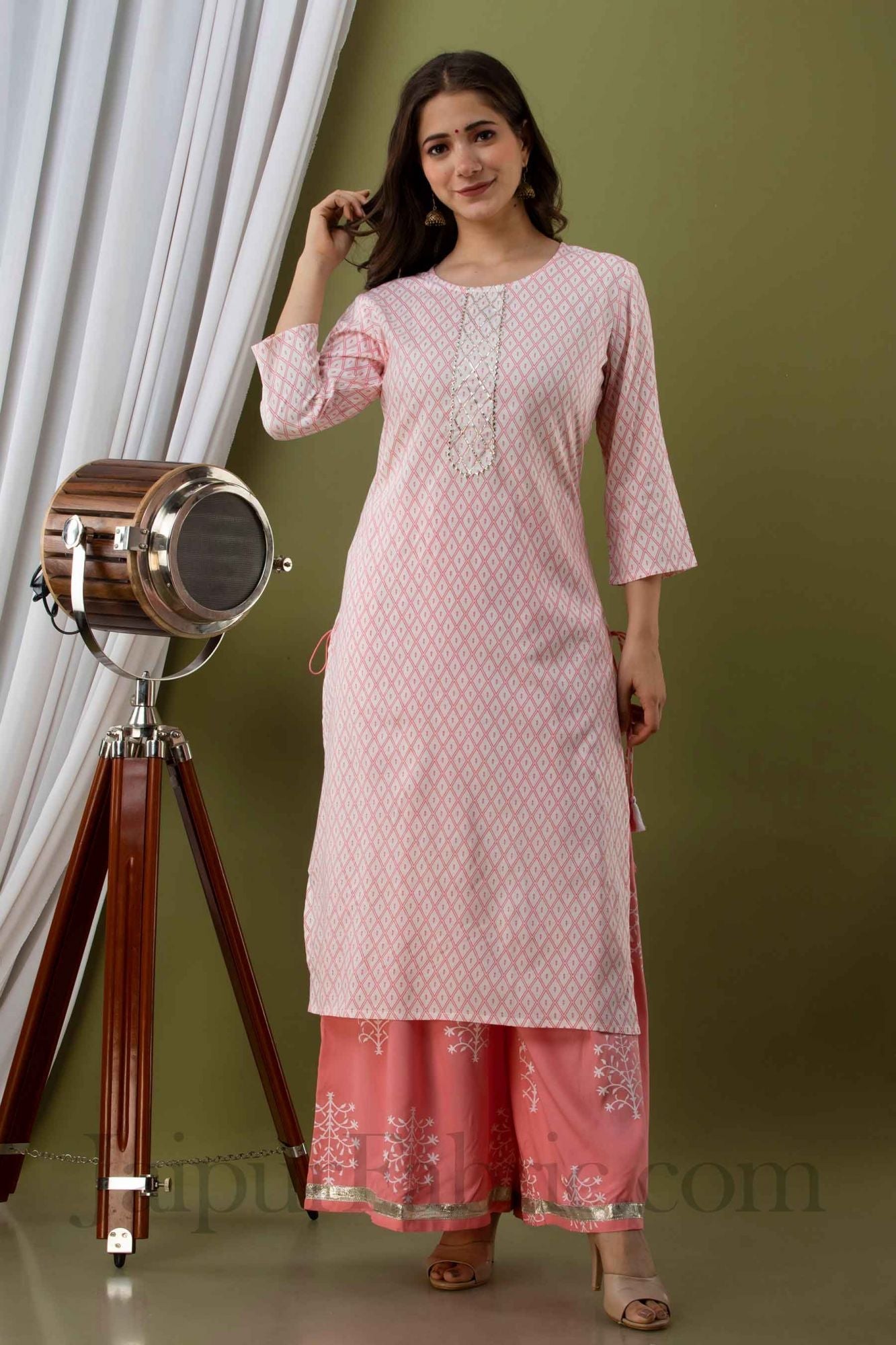 JaipurFabric® Women Peach Cotton Kurti With Palazzo