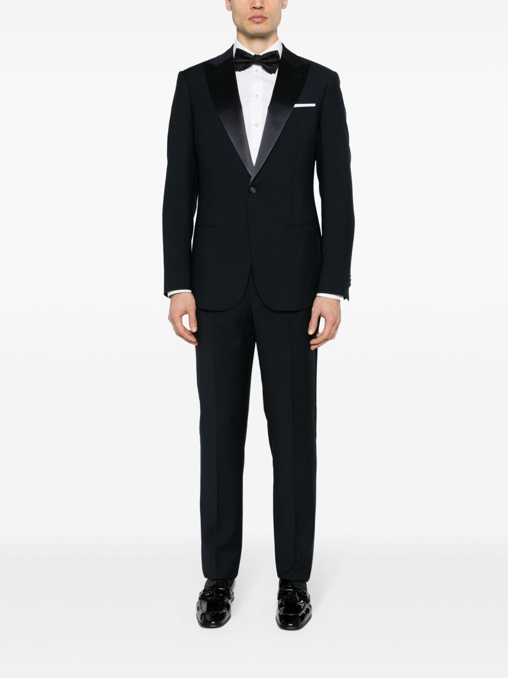 Giorgio Armani Slim fit wool tuxedo suit - view 2