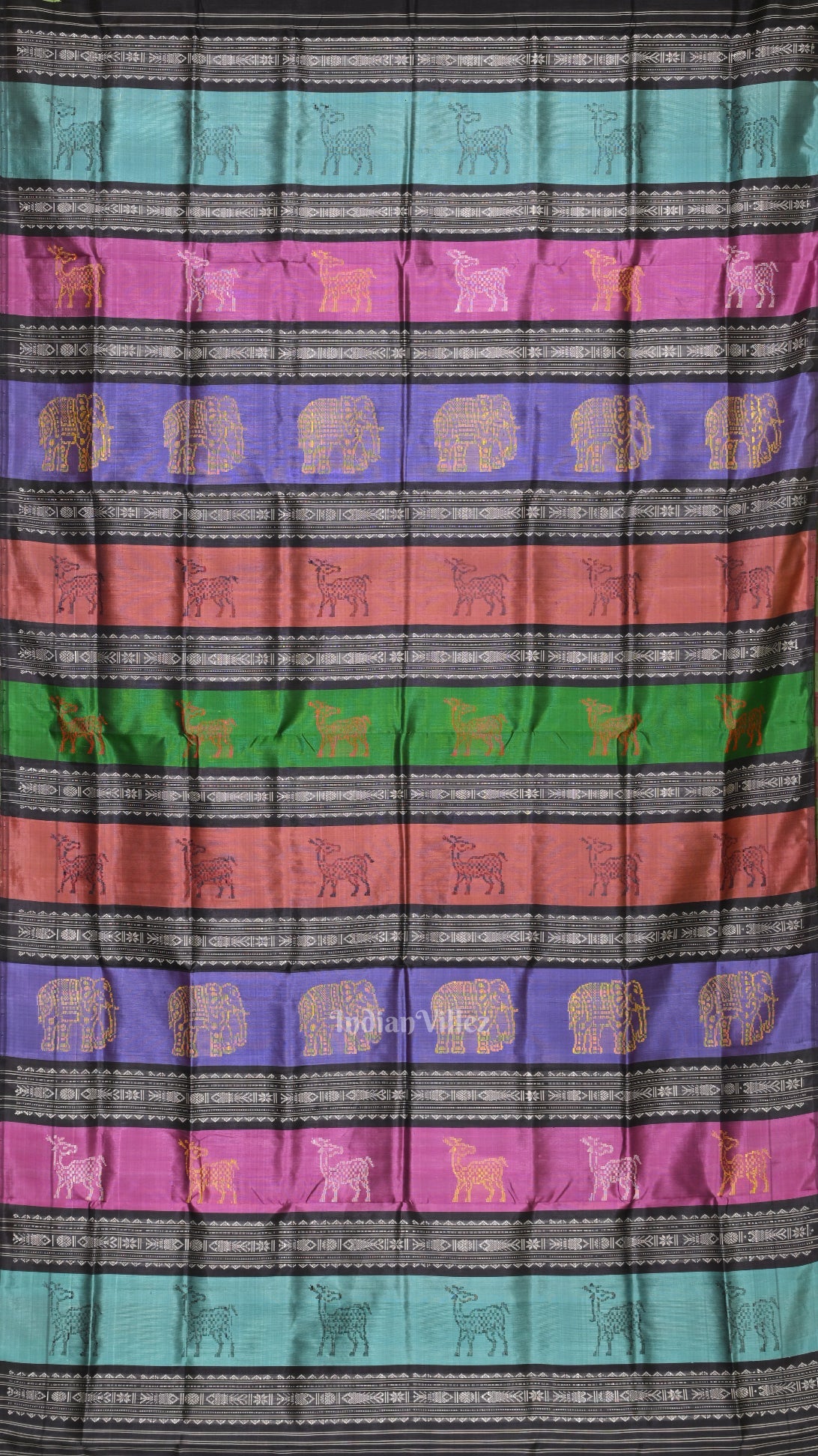 IndianVillèz Black with Fish Motif Double Pallu Berhampuri Silk Saree - view 5