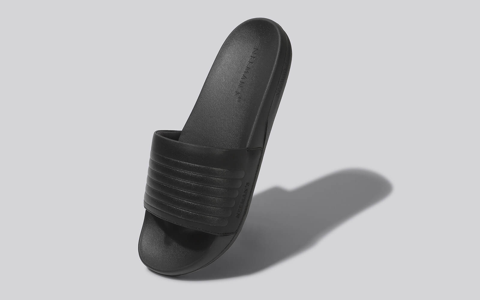 Neeman's FootBed Slides for Women : Black
