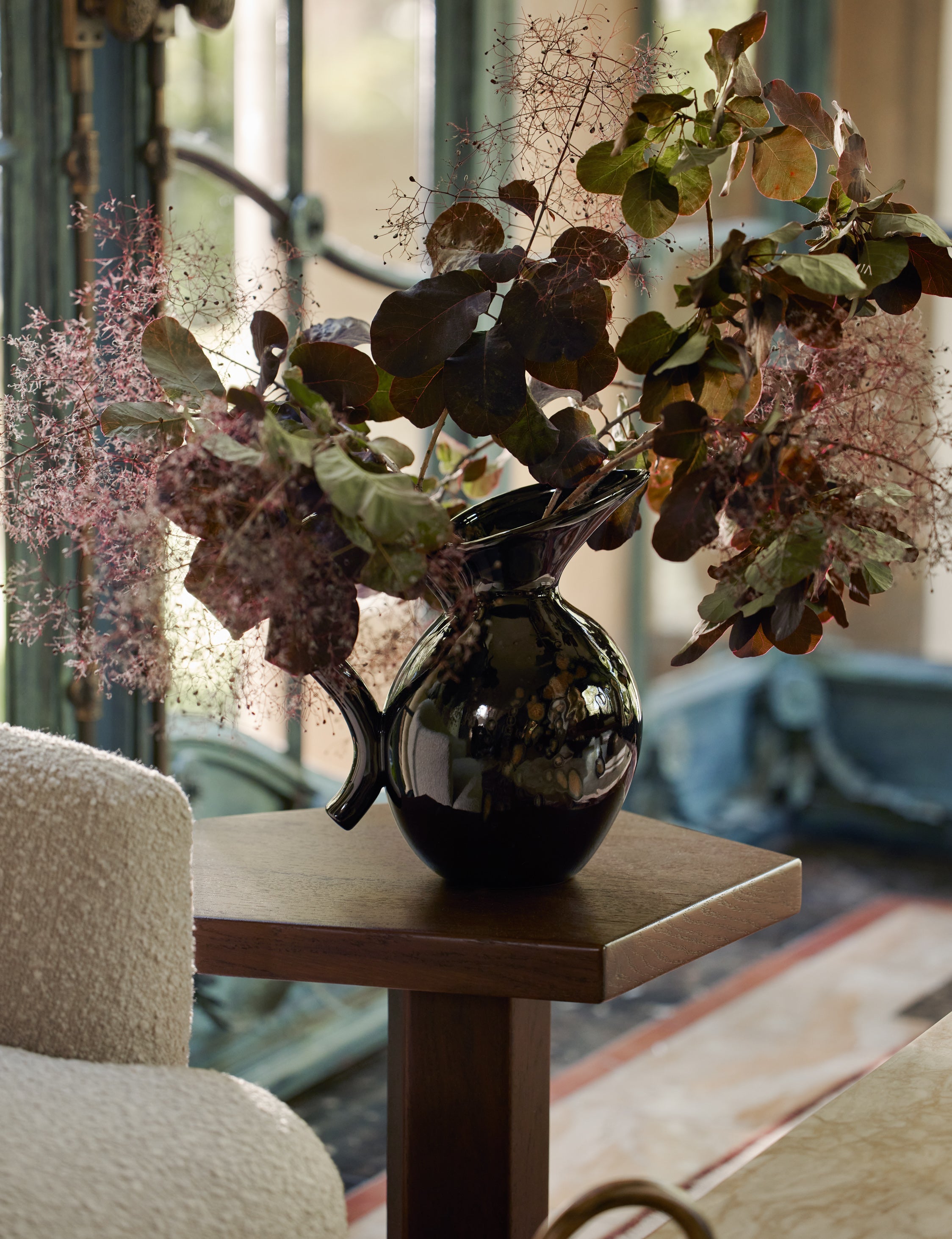 Lulu and Georgia Verso Jug by Ferm Living – Black + Brown
