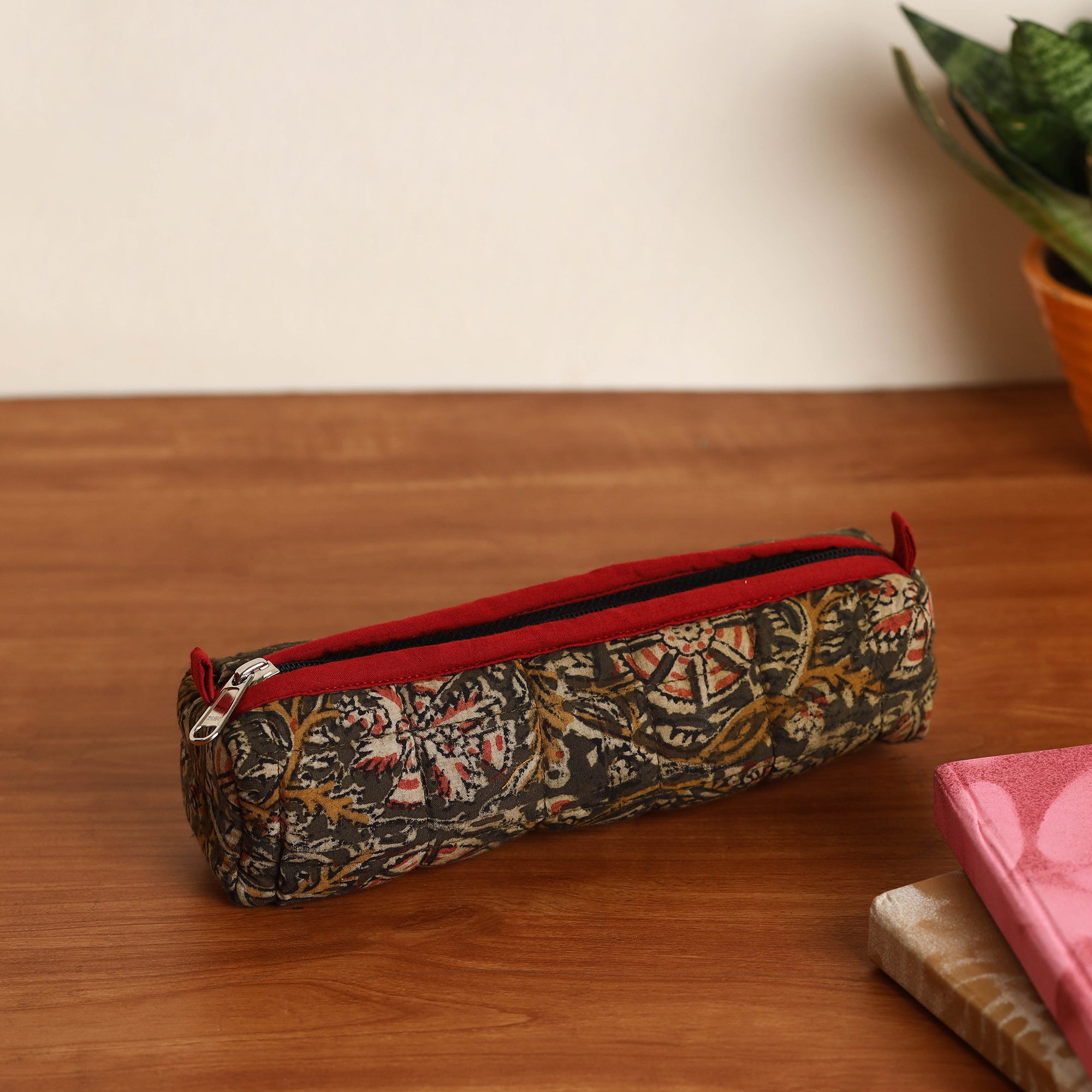 NOORI BAZAR Brown - Handmade Quilted Cotton Pencil Pouch 05