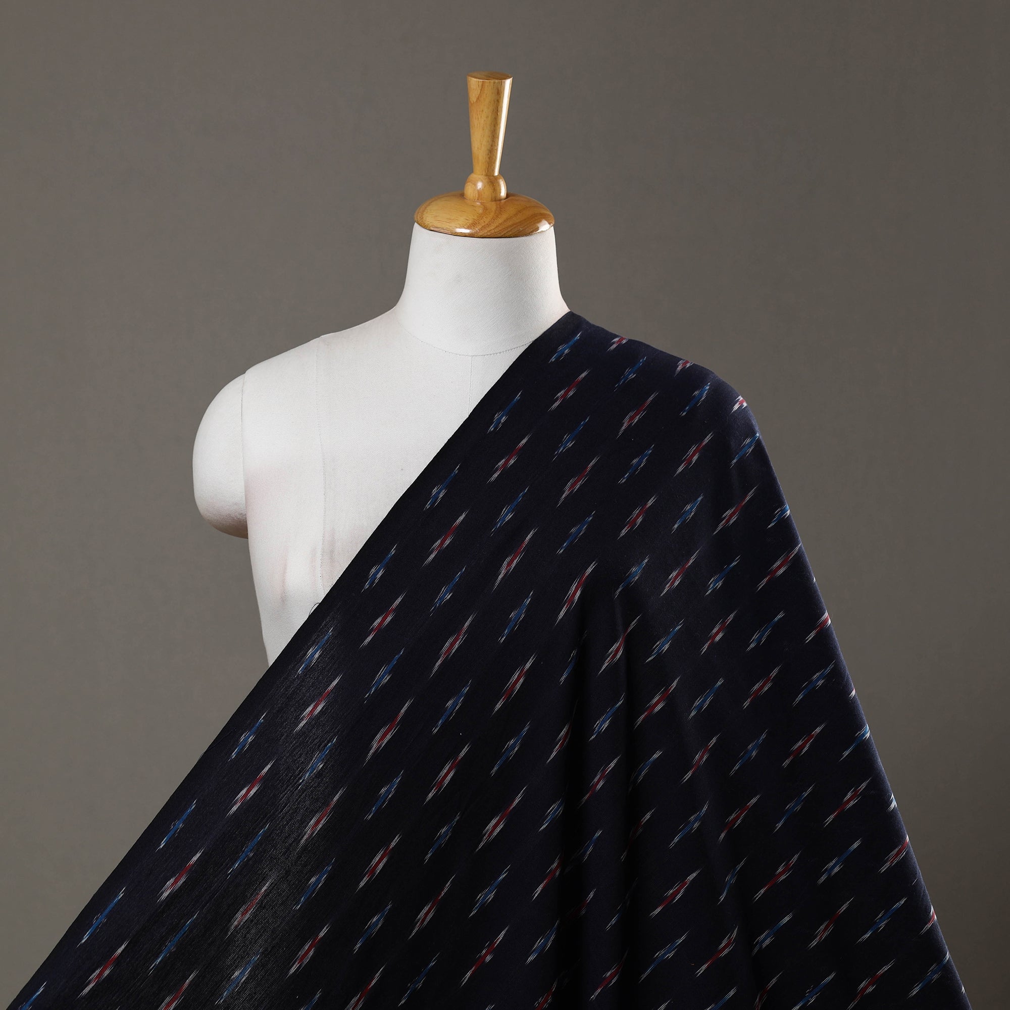 SOUTH KARGHA Black - Handloom Cotton Pochampally Ikat Fabric 01