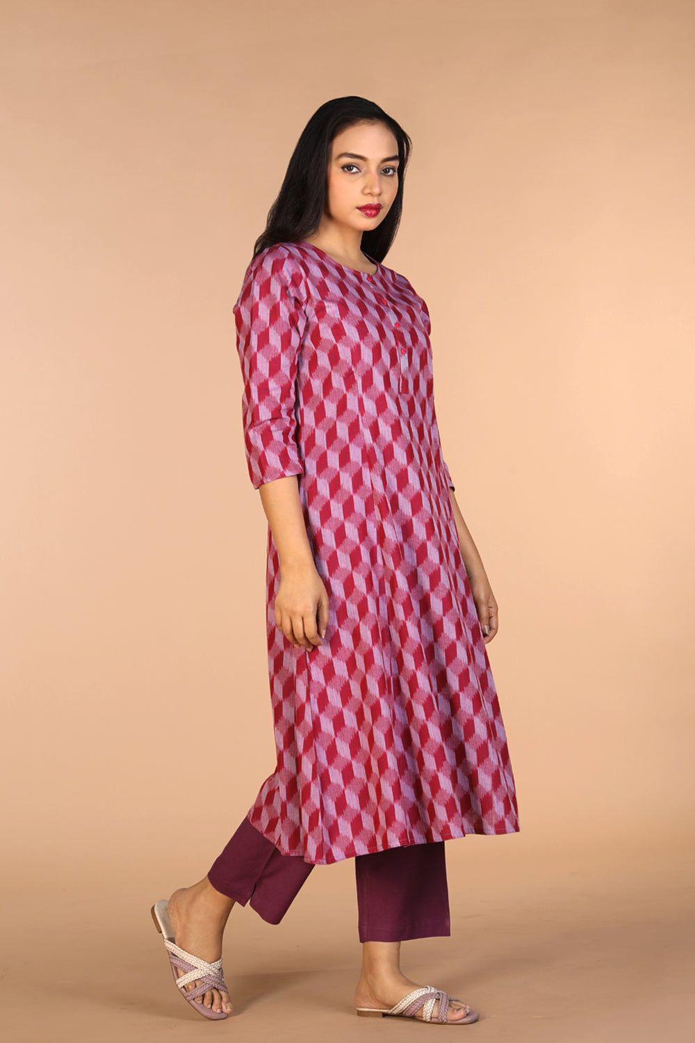 Kalanjali Ethnics Handwoven cotton Pochampally Ikat kurta - view 3