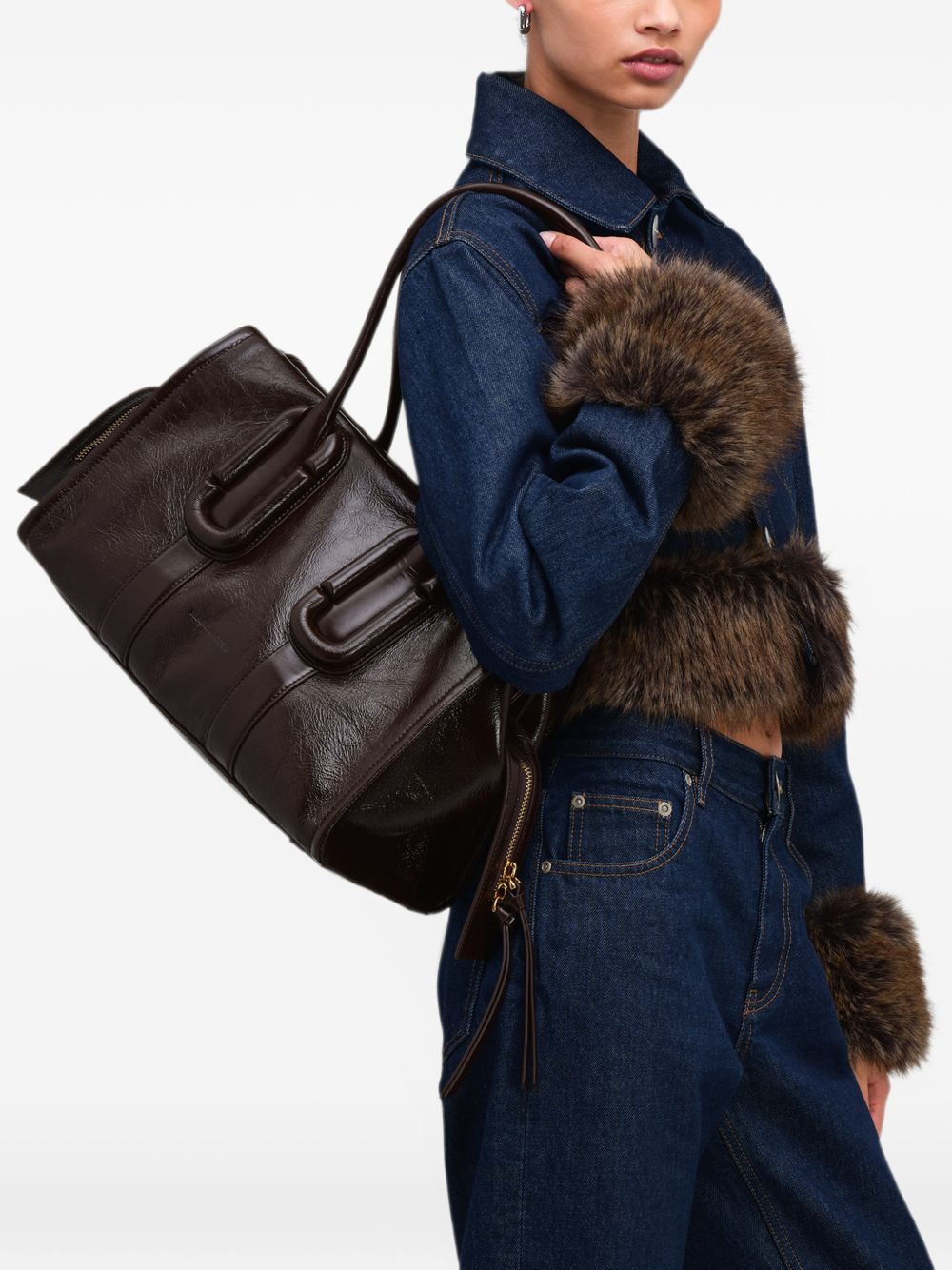 Marc Jacobs The Carryall Medium Leather Tote – 100% Cow Leather - view 2