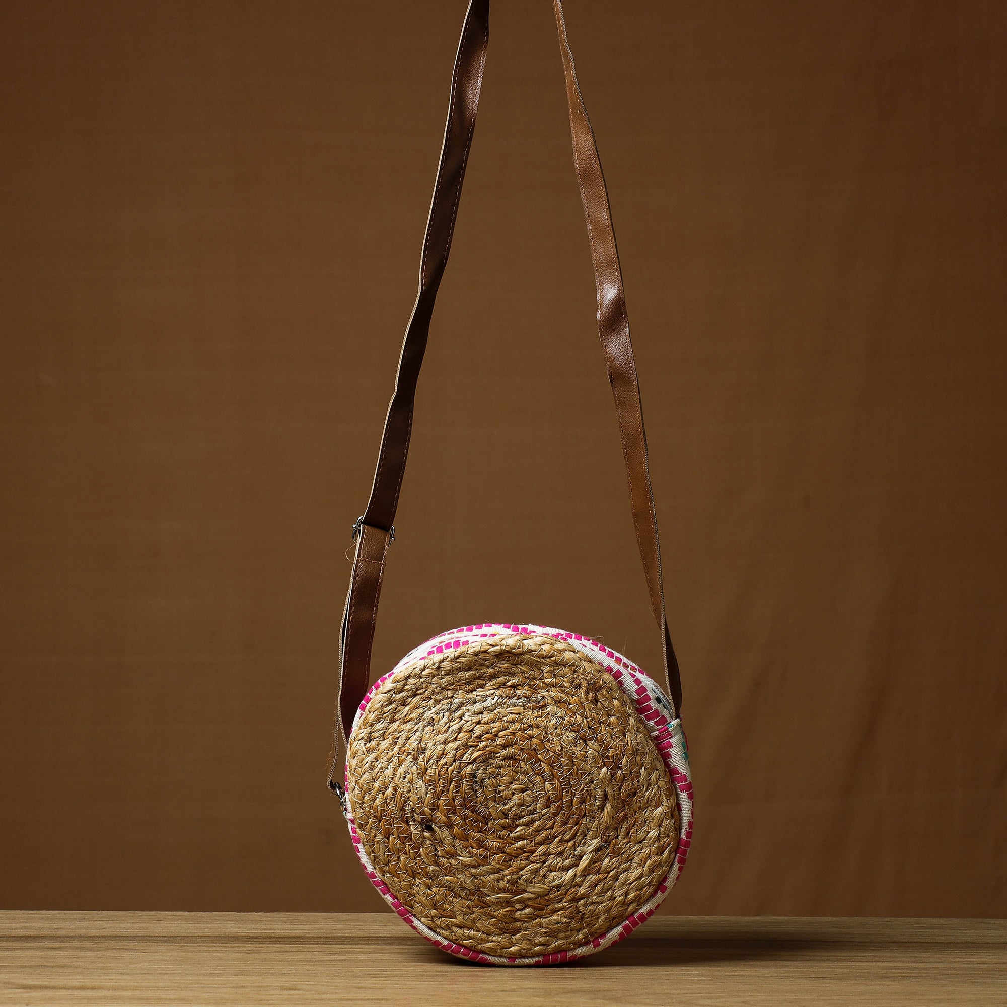 ITOKRI CRAFTS INITIATIVE Brown - Handcrafted Multipurpose Jute Round Sling Bag