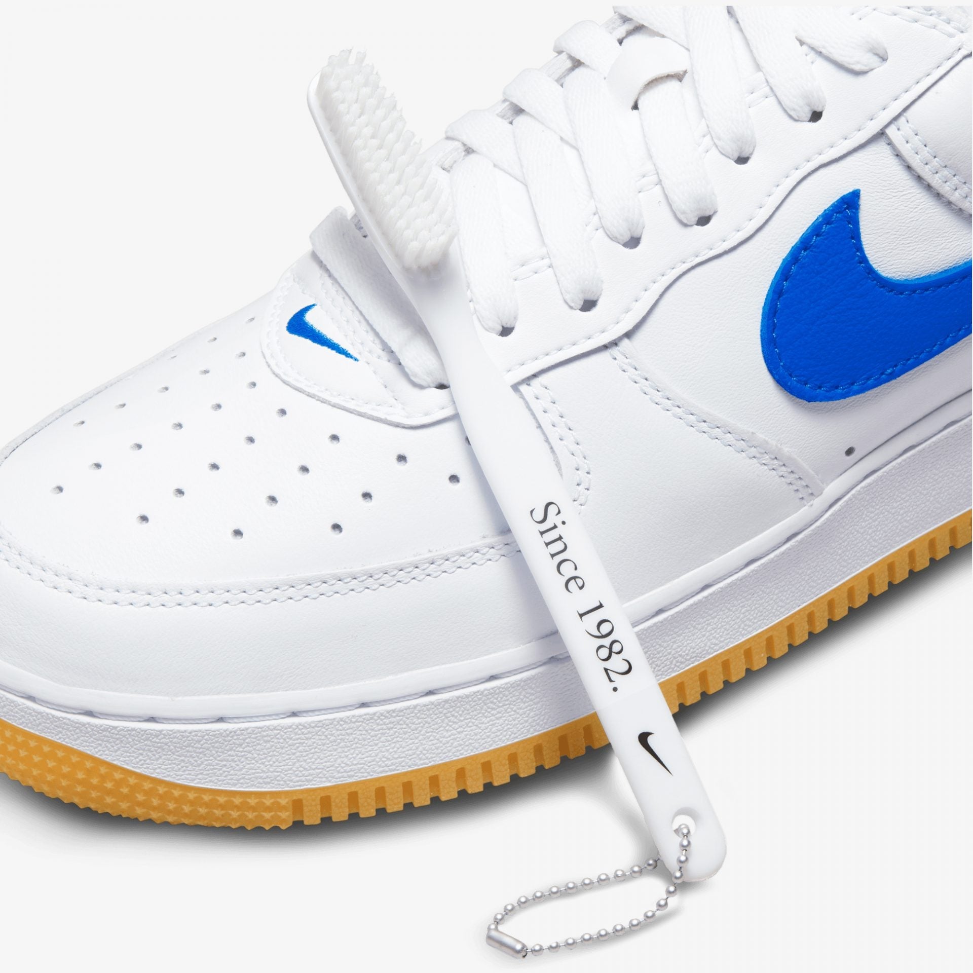 Nike | AIR FORCE 1 LOW RETRO { COLOUR OF THE MONTH - view 2