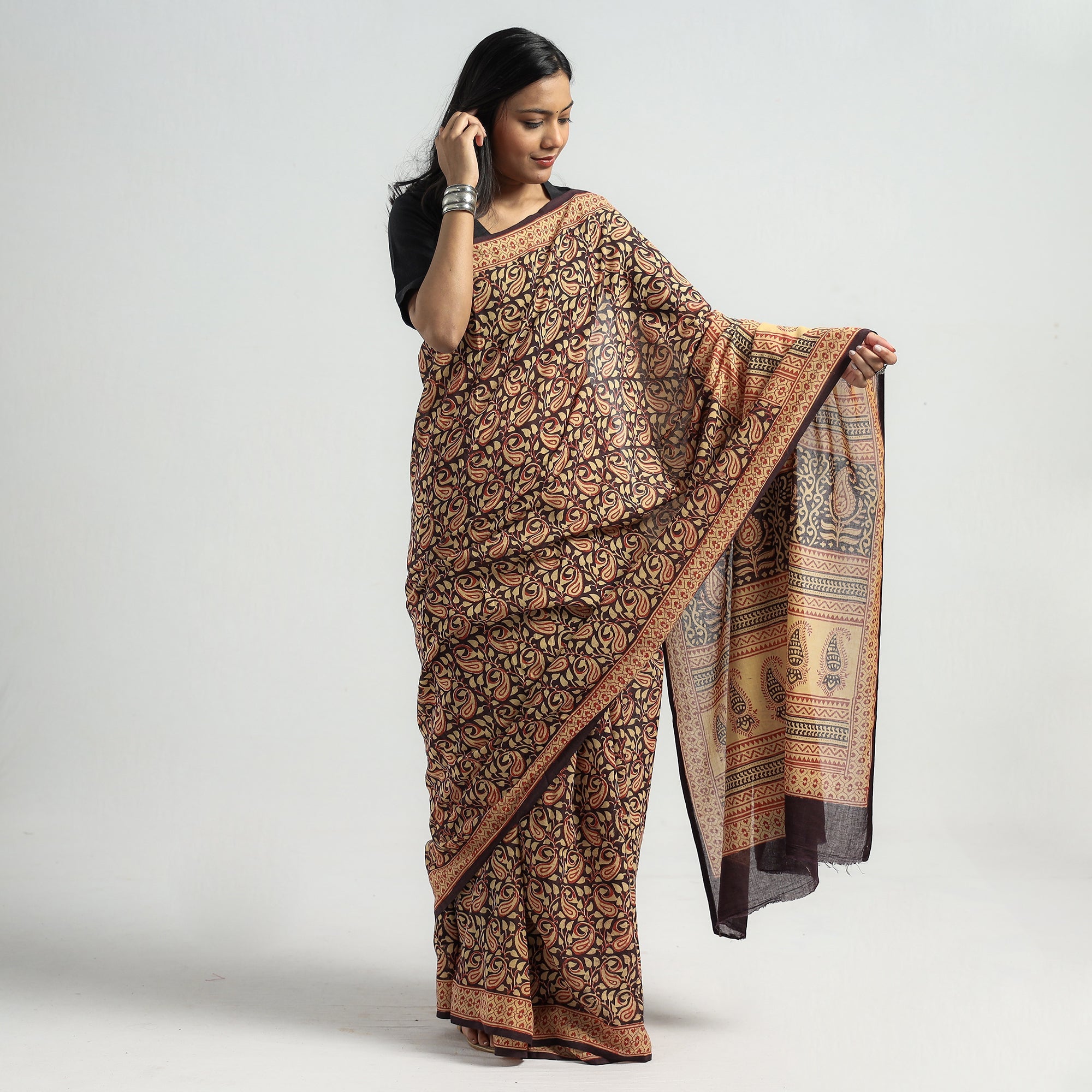 BAGH PRINTS BY YAKOOB KHATRI Brown - Bagh Hand Block Printed Cotton Saree - view 2