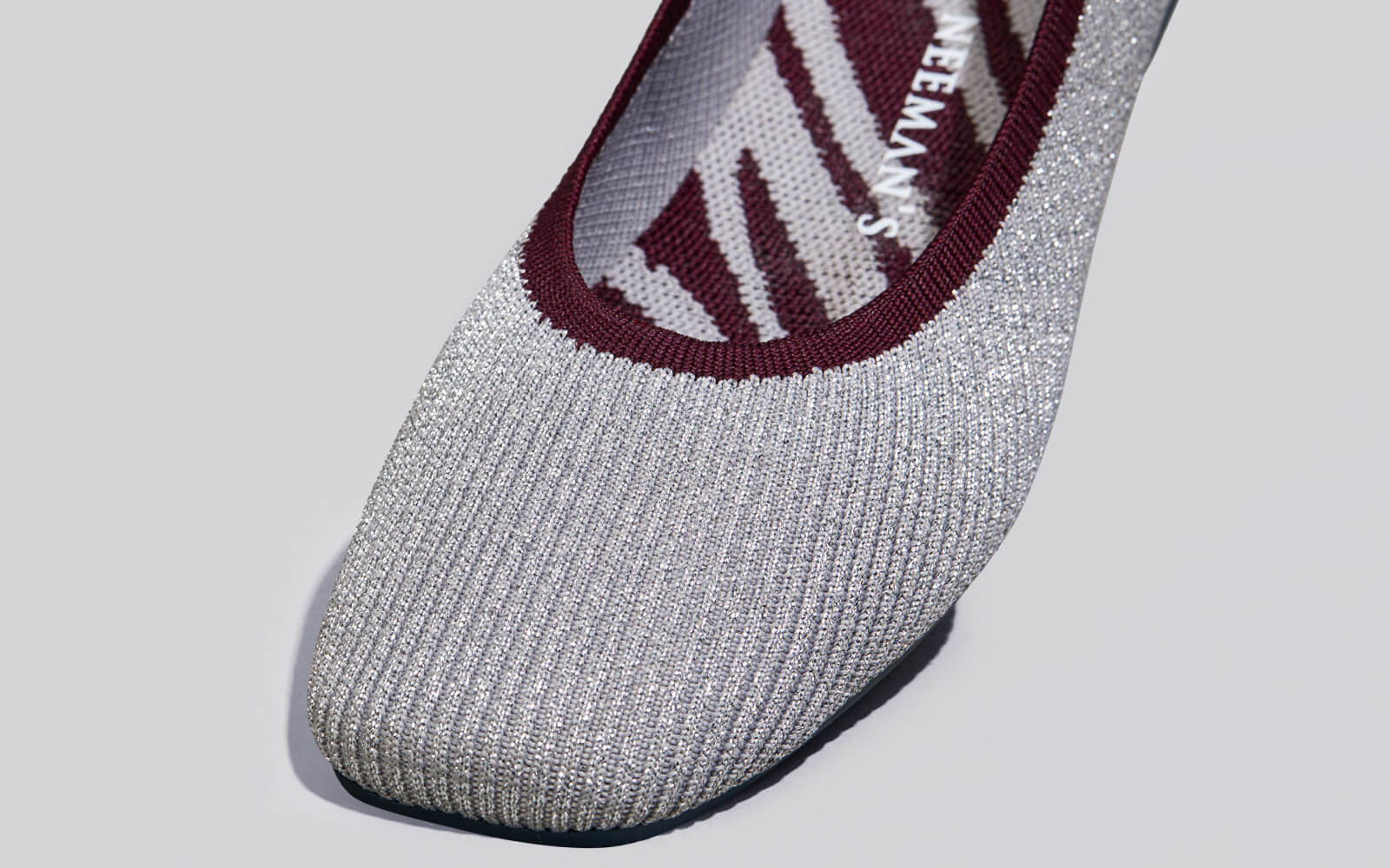 Neeman's Metallic Square Flats : Grey-Silver - view 8