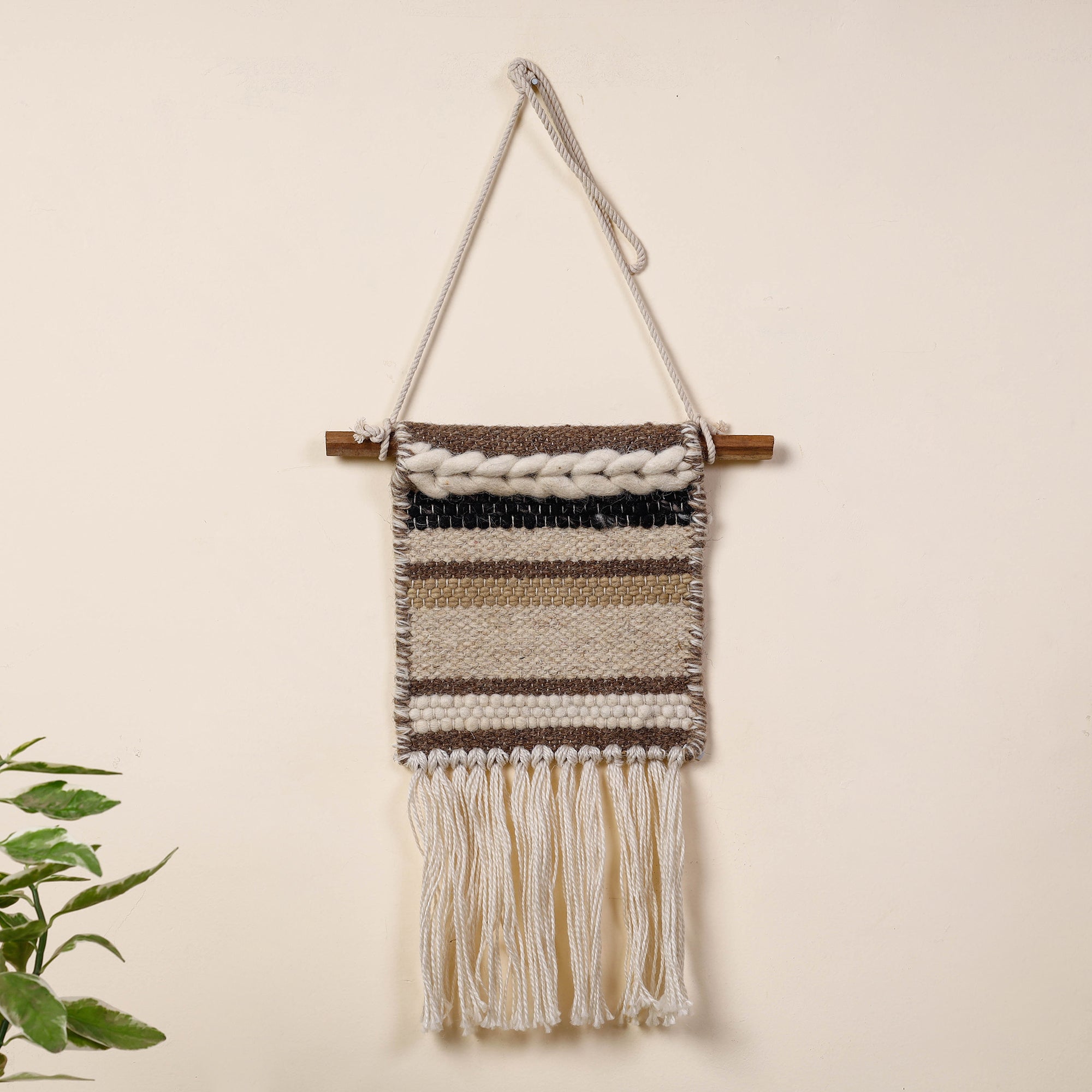ITOKRI CRAFTS INITIATIVE Bhadohi Handwoven Wool Geometric Fringed Wall Hanging