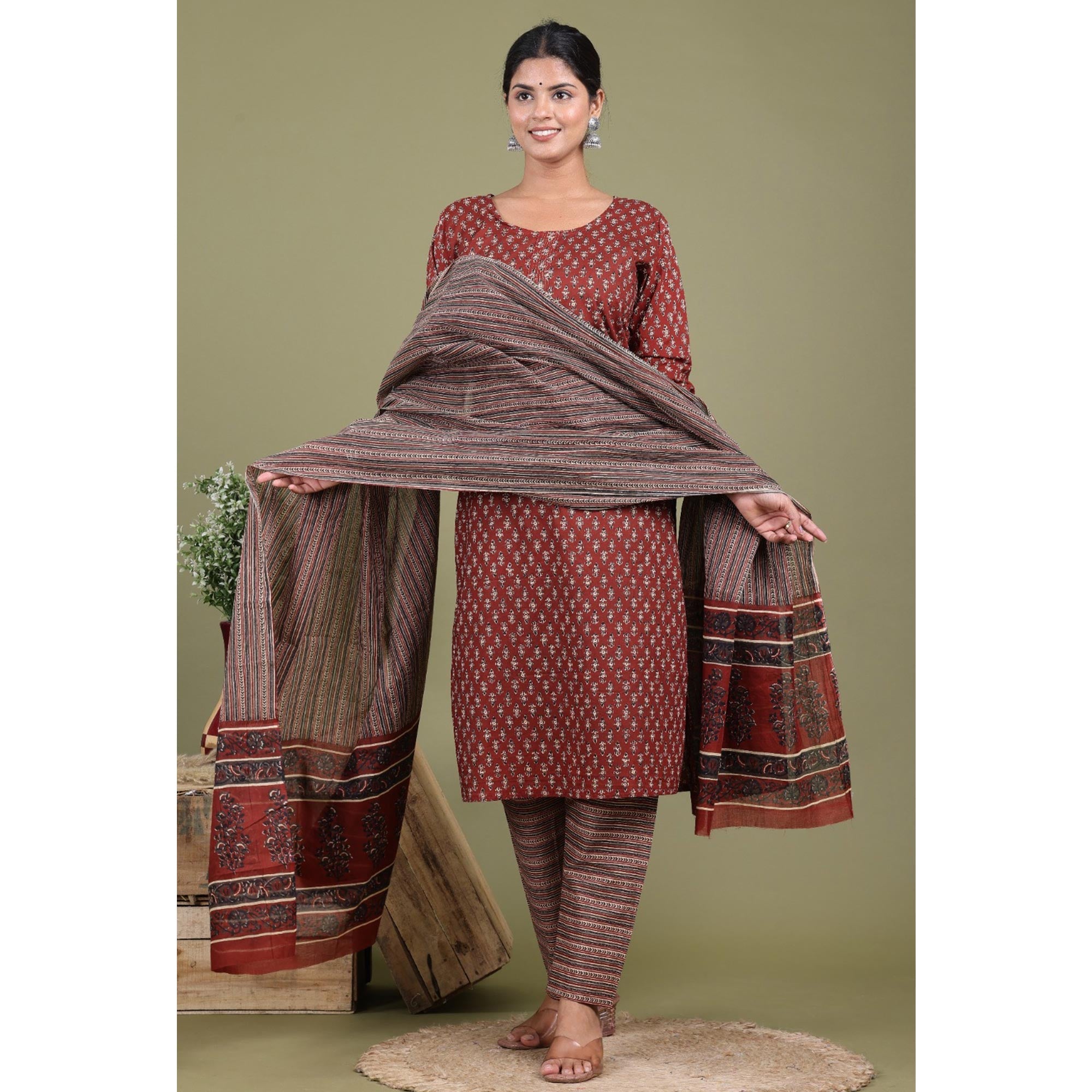 Peachmode Seller Maroon Floral Printed Pure Cotton Suit - view 5