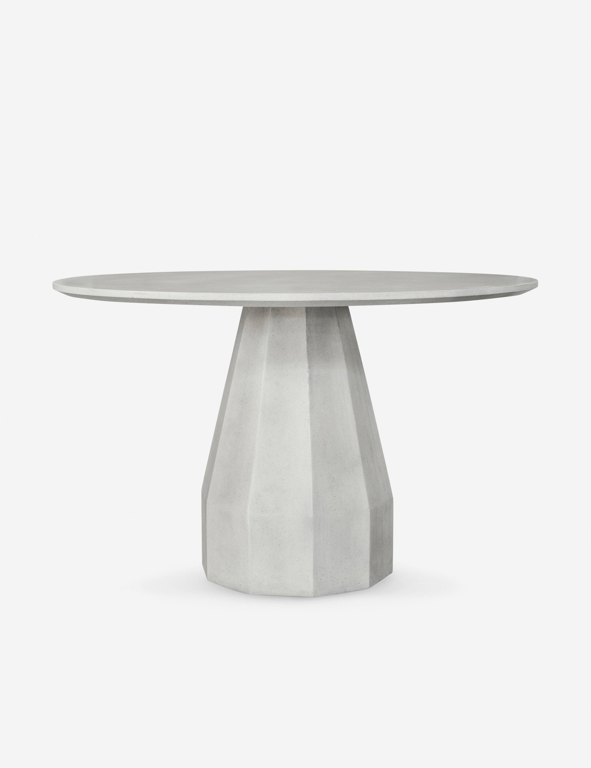 Chrysanthe indoor outdoor – Lulu and Georgia Chrysanthe Indoor / Outdoor Round Dining Table