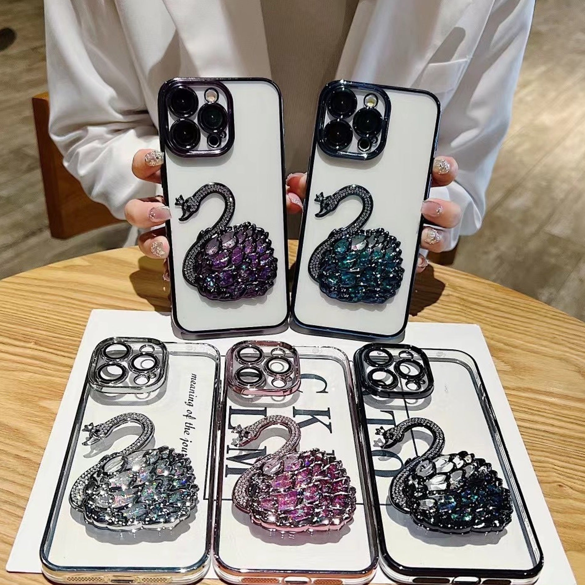 Peeperly Elegance 3D Sparkle Rhinestone Case - view 7