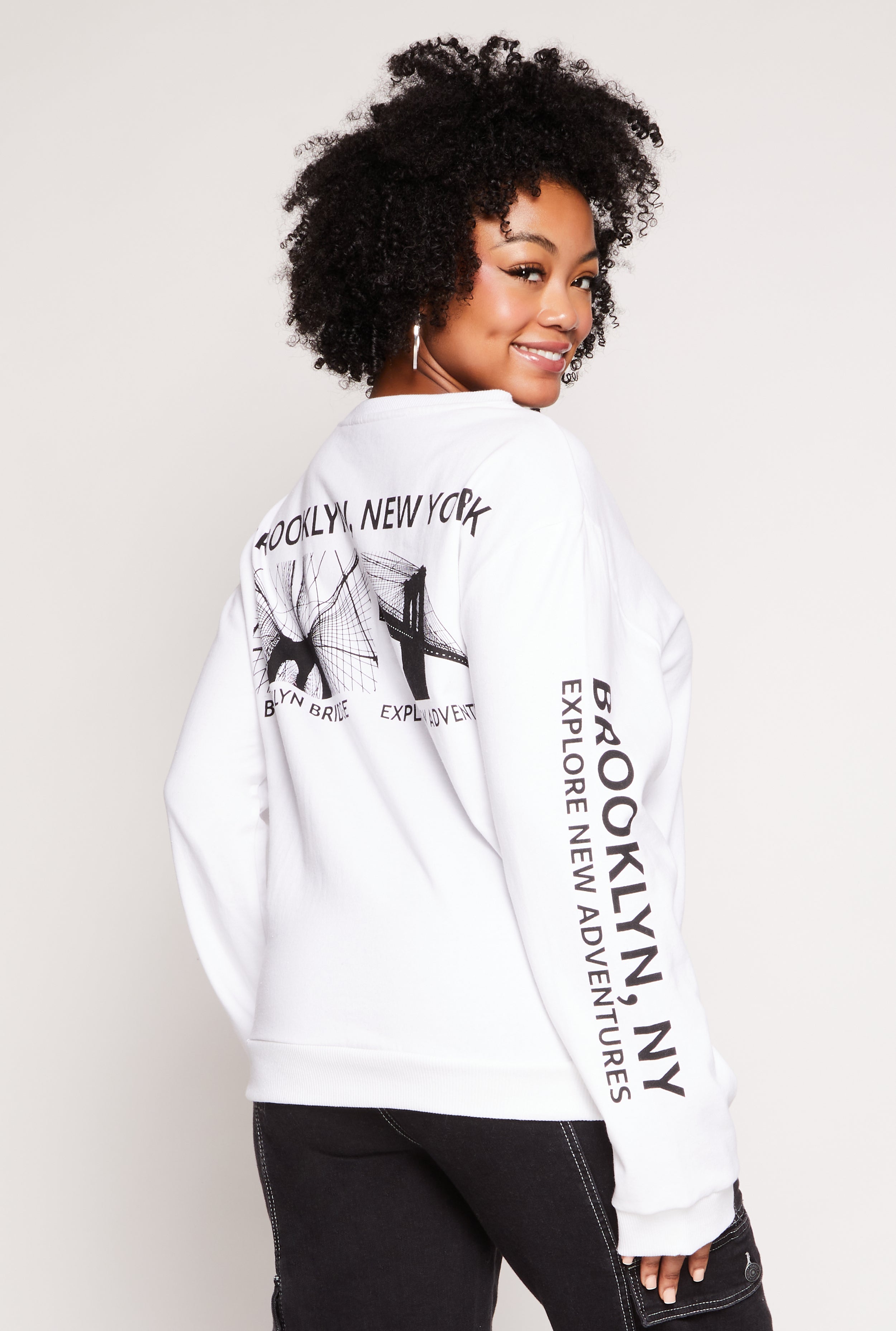 Rainbow Shops Plus Size Brooklyn Bridge Graphic Pullover Sweatshirt