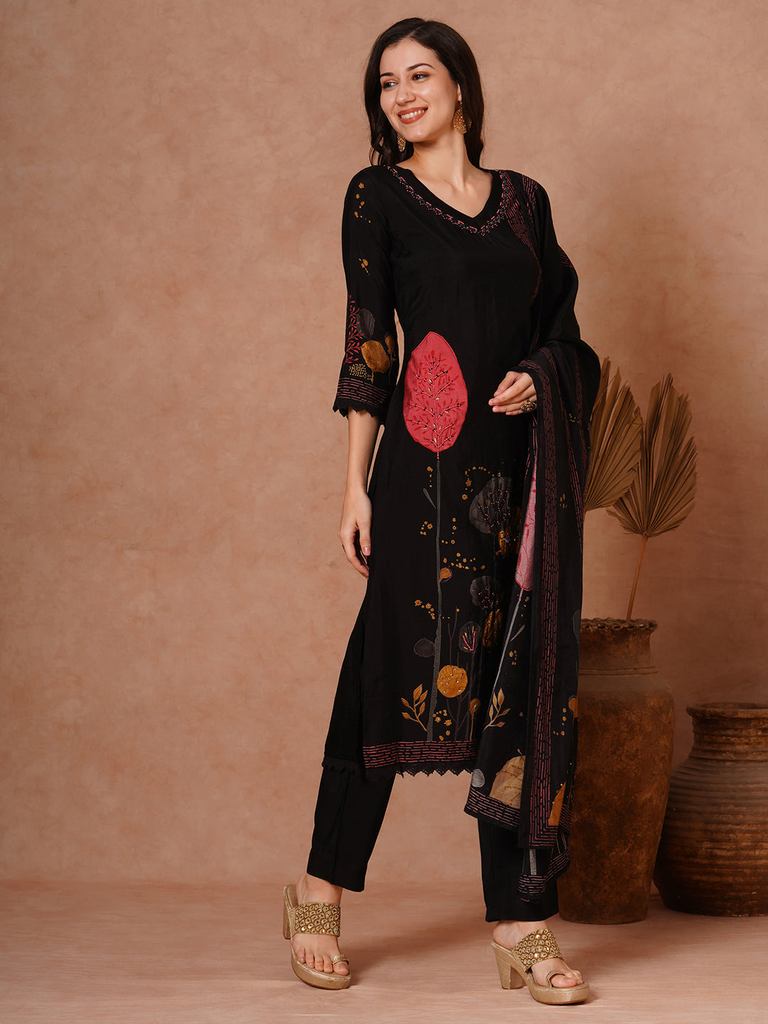 FASHOR Abstract Floral Printed & Hand Embroidered Straight Fit Kurta with Pant and Dupatta - Black - view 5