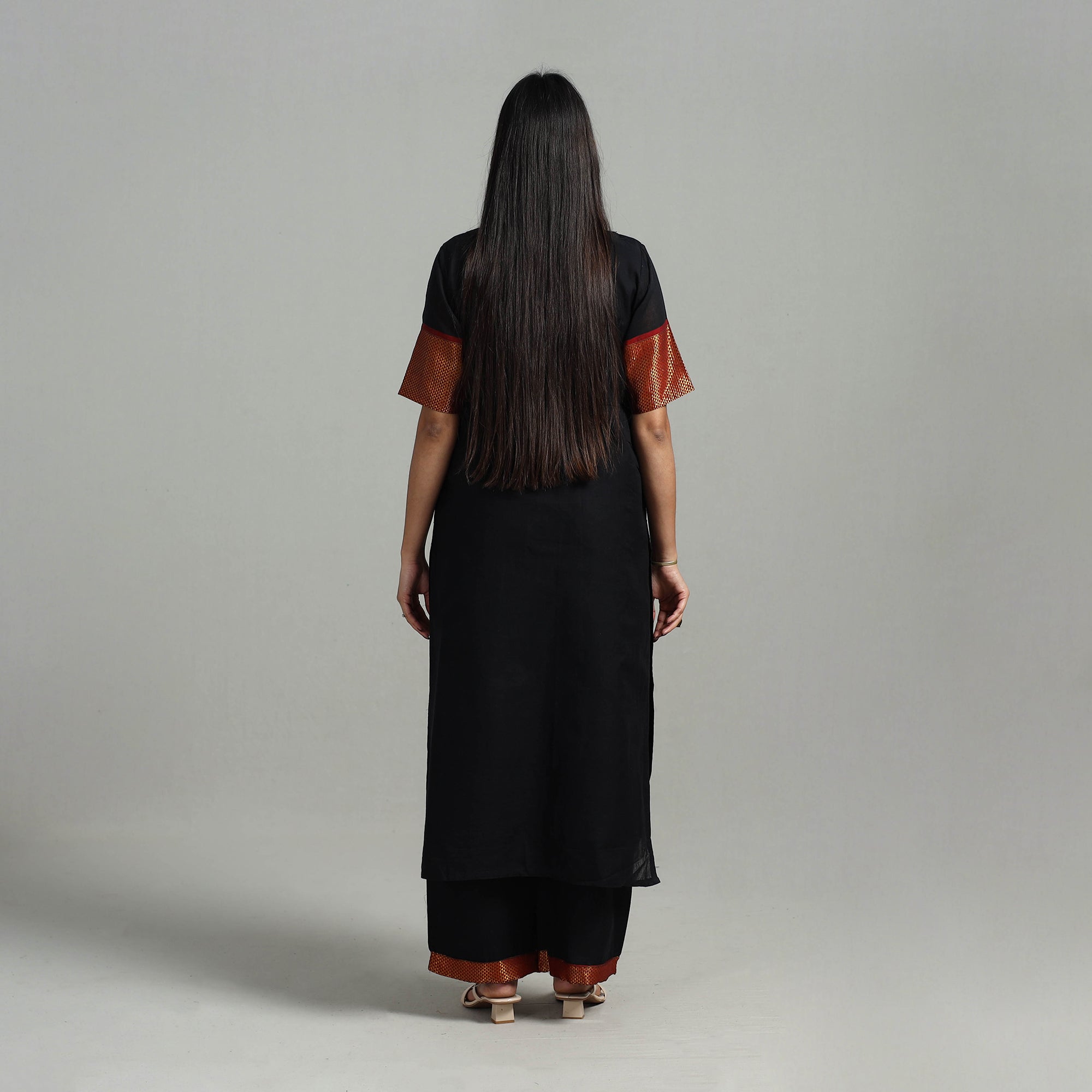 ITOKRI CASUALS Black - Cotton Dharwad Kurta Set with Palazzo & Dupatta 07 - view 4