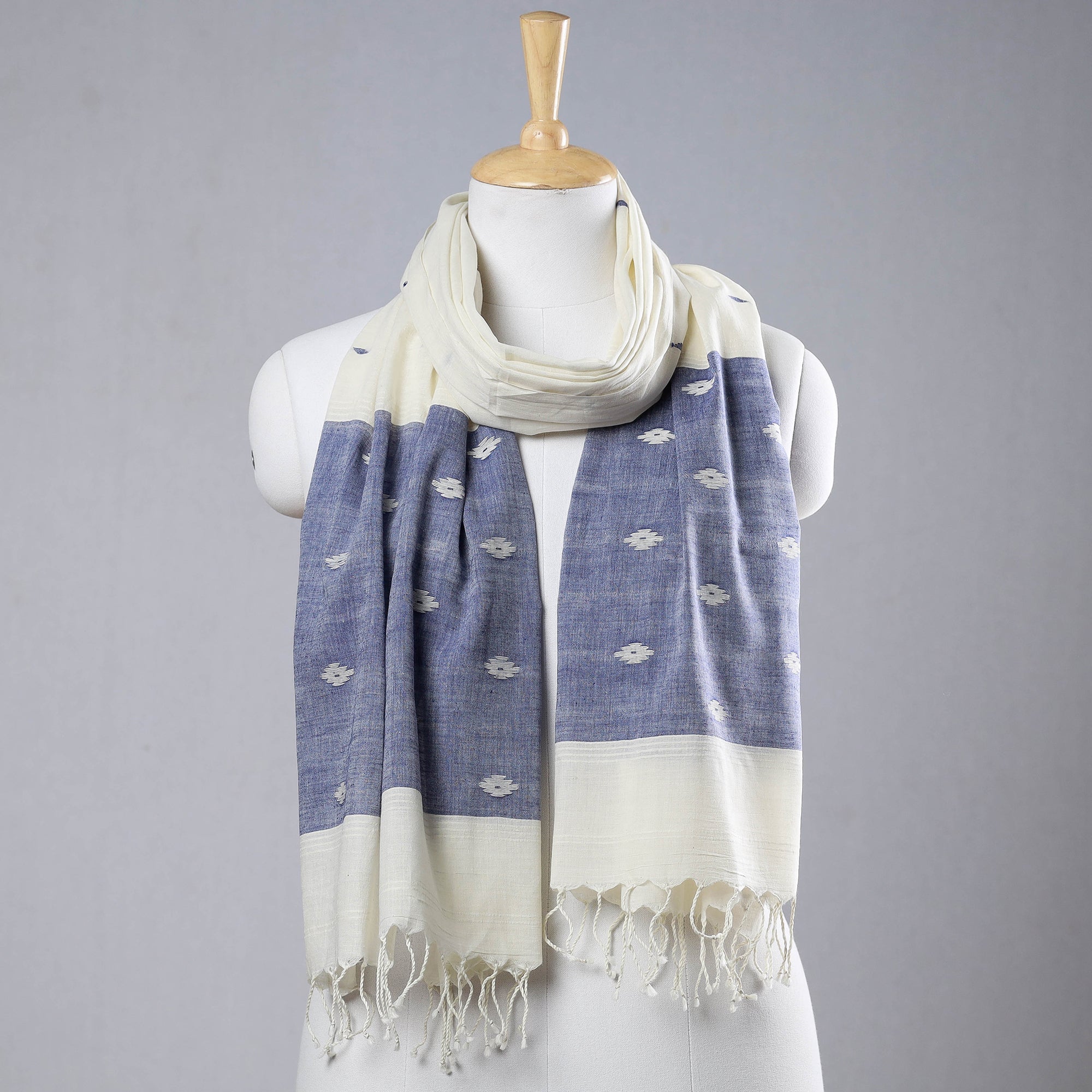 PARAMPARIK KARIGAR EXHIBITION ARTISANS Blue - Authentic Dhakai Muslin Jamdani Handwoven Pure Cotton Stole with Tassels