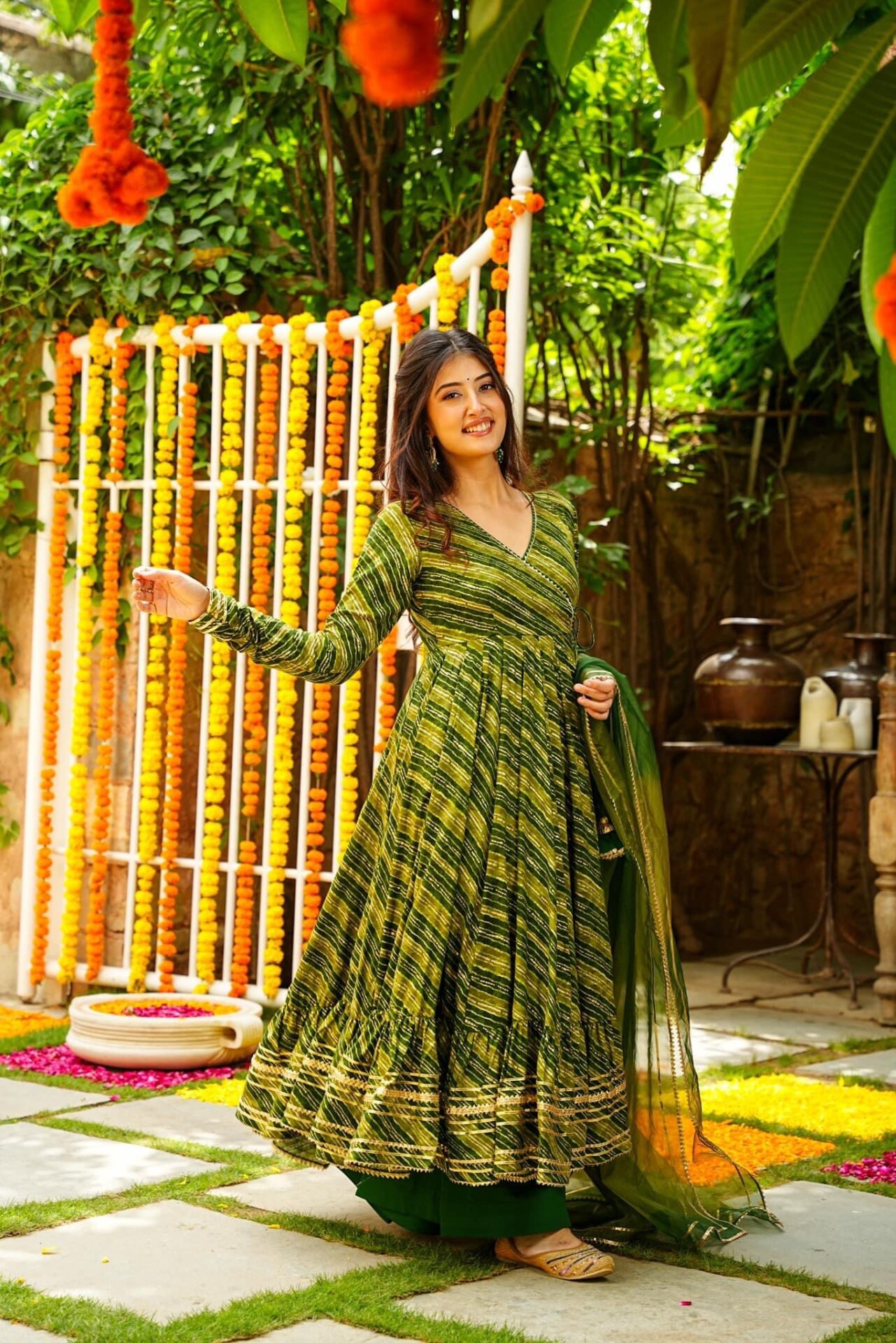 Idaho-o Ruth green kurta-palazzo set - view 4
