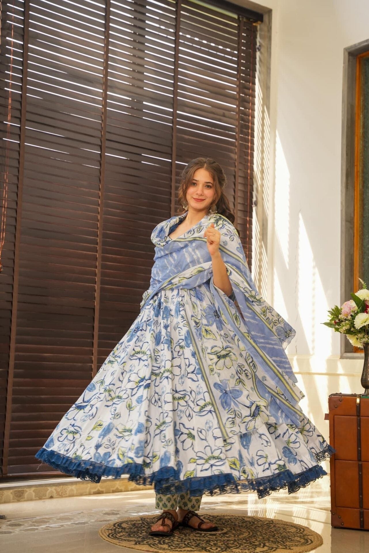 Idaho-o Nidhi cotton suit set - view 2