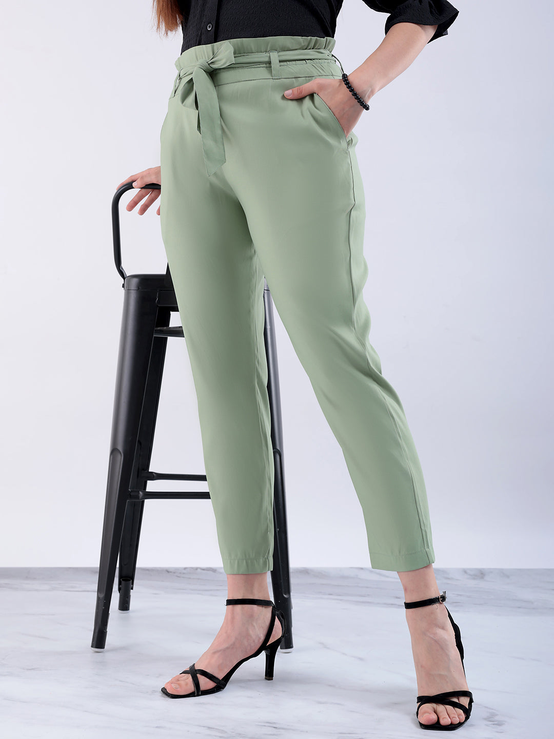 Freehand by The Indian Garage Co Women's Green Slim Solid Elasticated Ruffle Waist Trouser