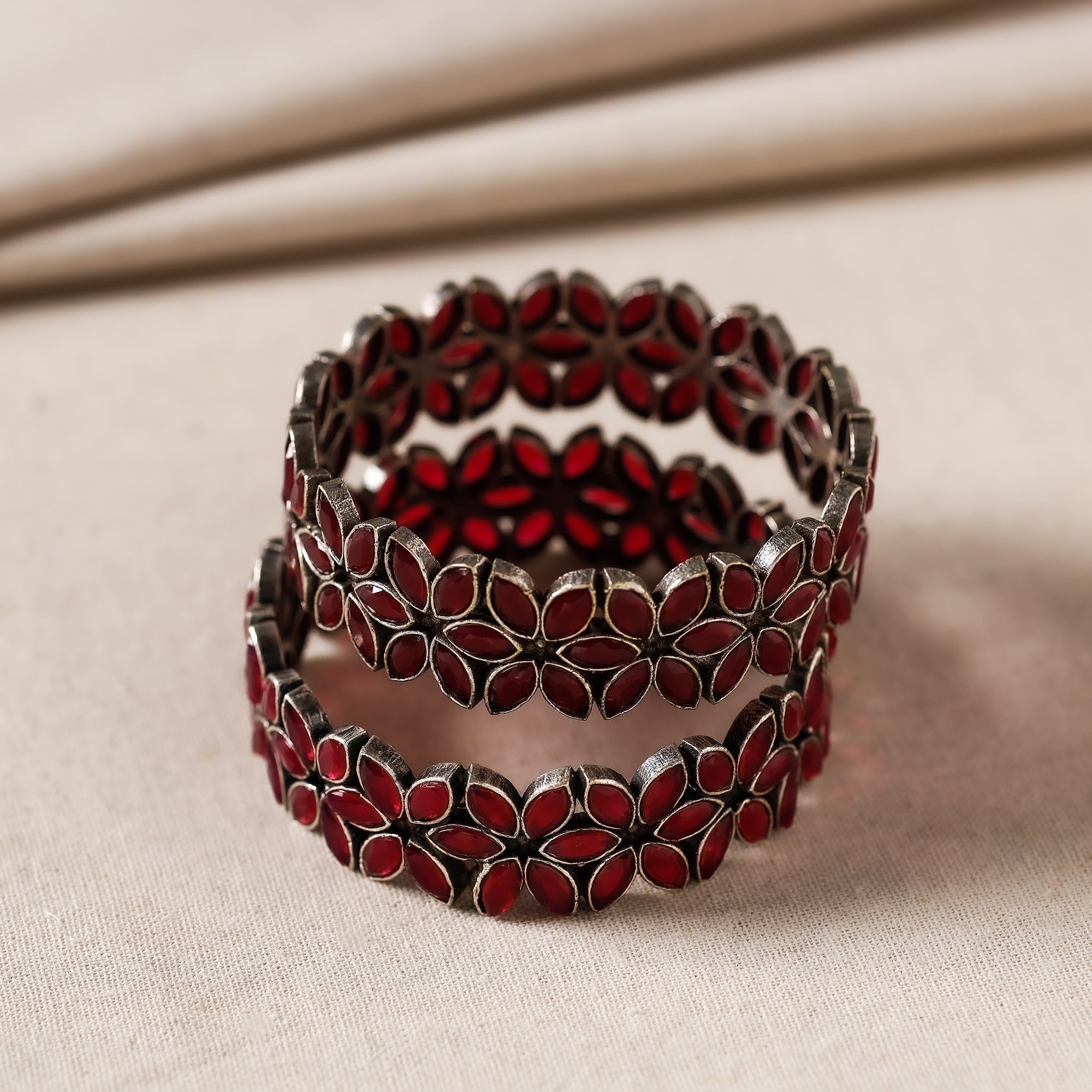 WHITE RIVER STORIES Antique Silver Finish Oxidised Brass Base Stone Work Bangle / Kada (Set of 2)