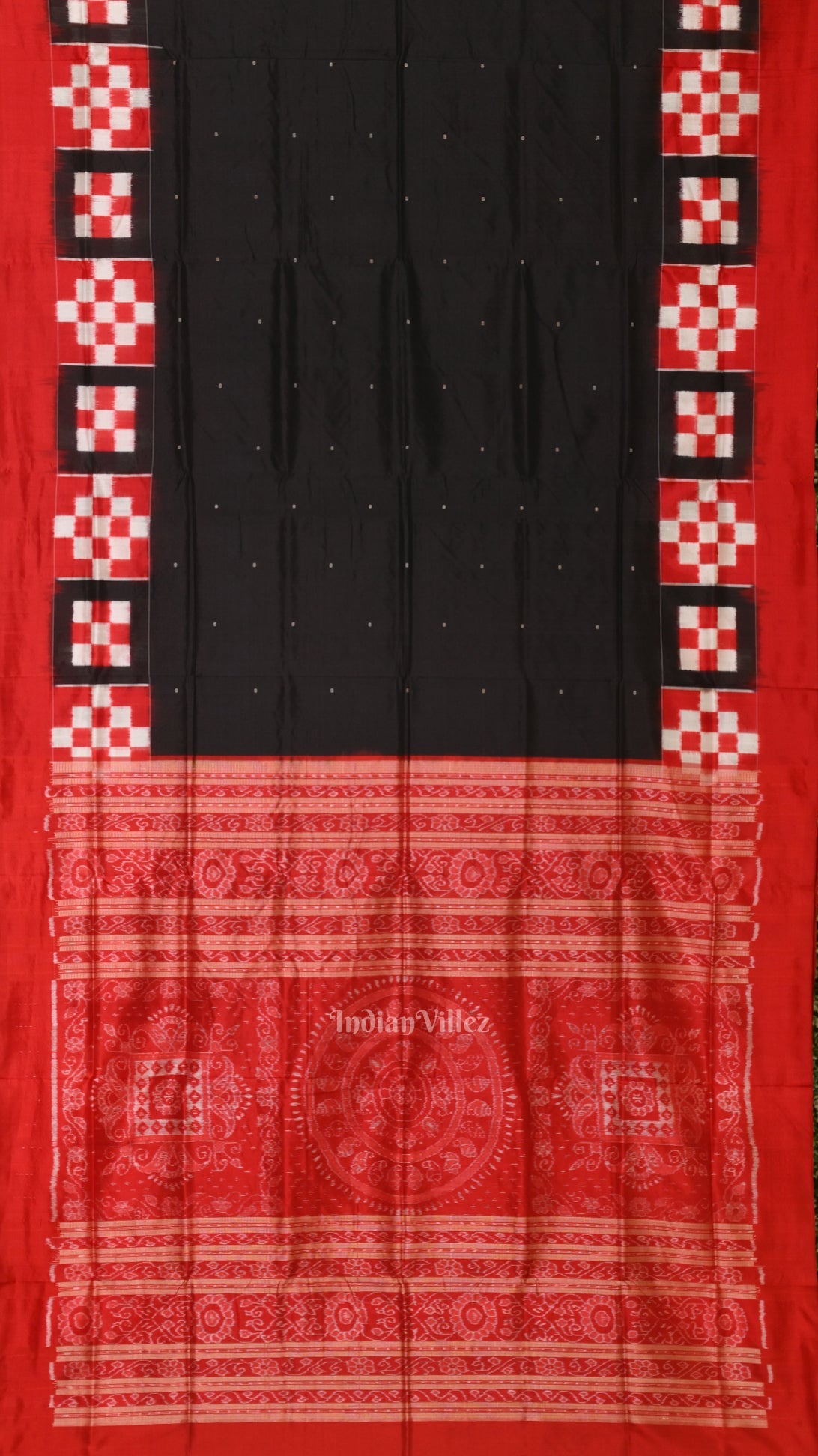 IndianVillèz Black Red Pasapali Border Sambalpuri Ikat Silk Saree