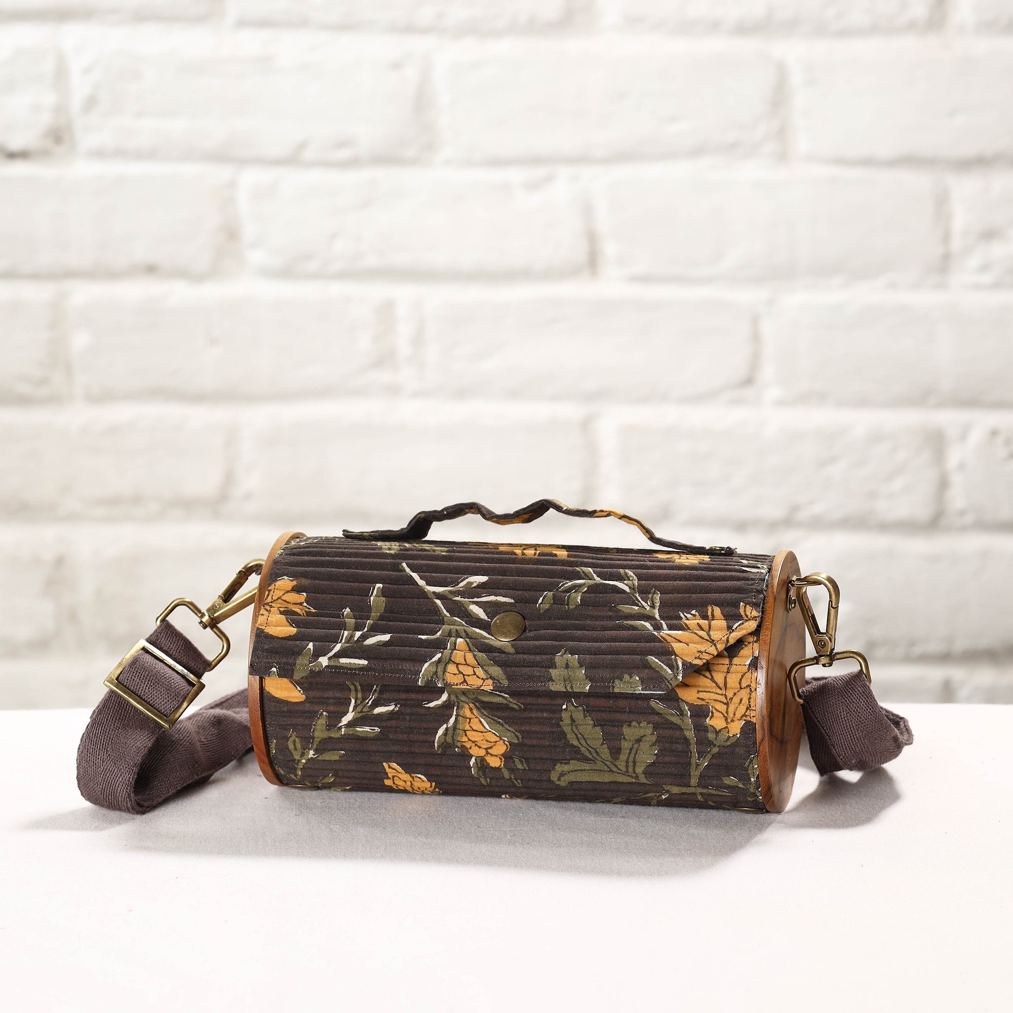 LUKKA CHUPPI Brown - DIY Round Sling Bag / Clutch With Changeable Sleeve - view 2