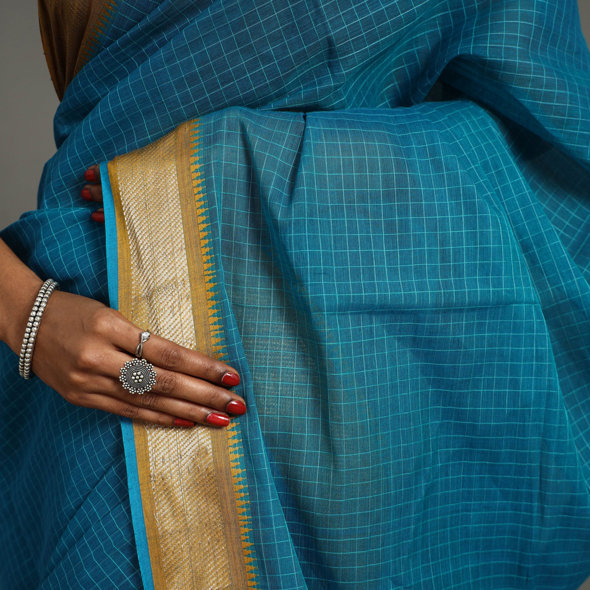 CREYO Blue - Checks Zari Dobby Cotton Handloom Saree 25 - view 5