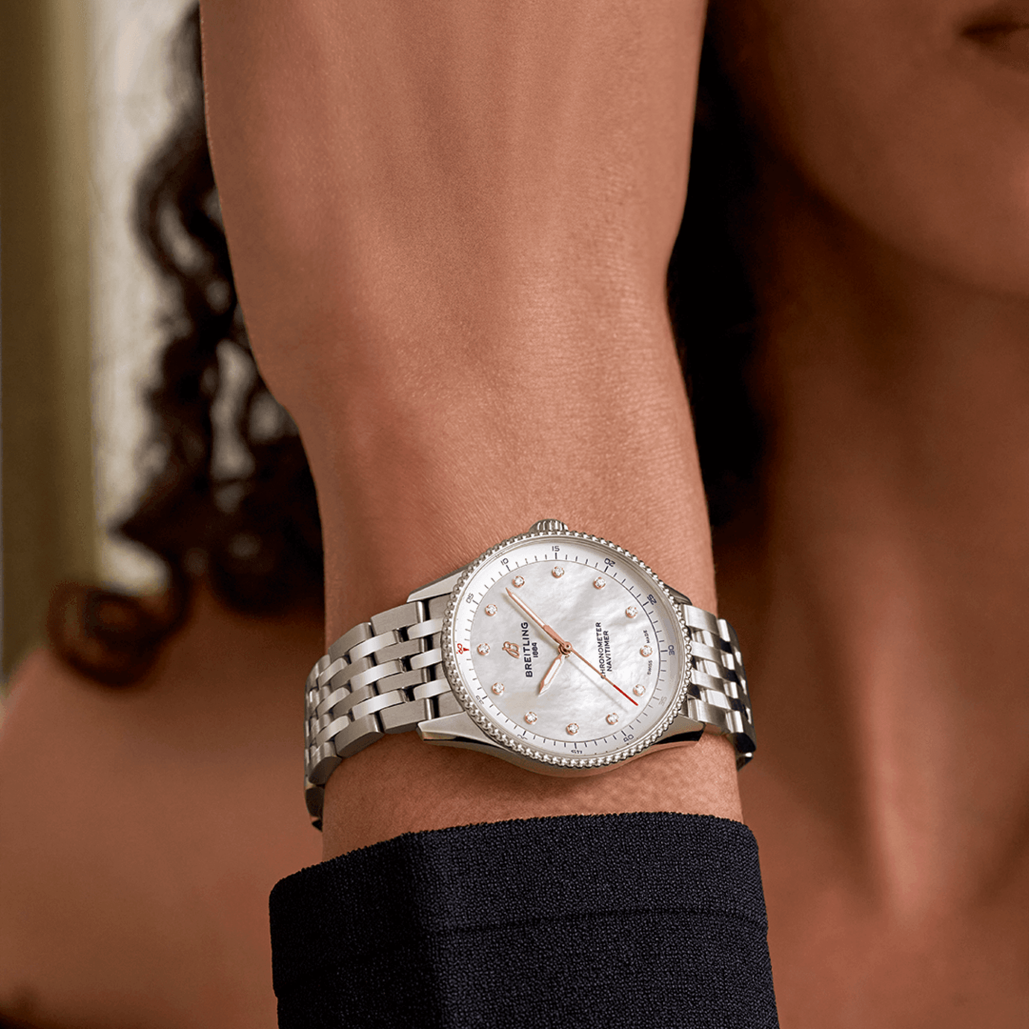Breitling Navitimer Mother of Pearl Dial Unisex 32mm - view 3