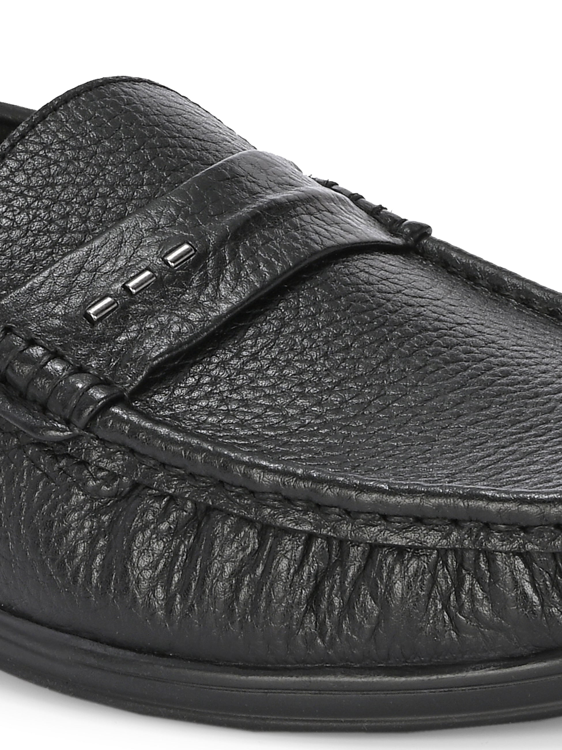 Egoss Shoes Nova Buckled Loafers by Aspeerio