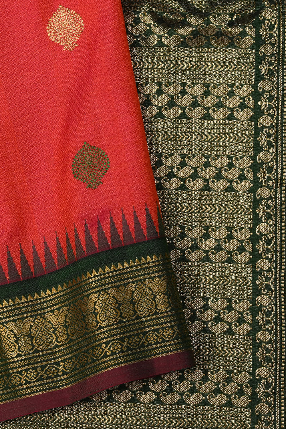 Kalanjali Gadwal Fuchsia-Pink Saree – Women's - view 2