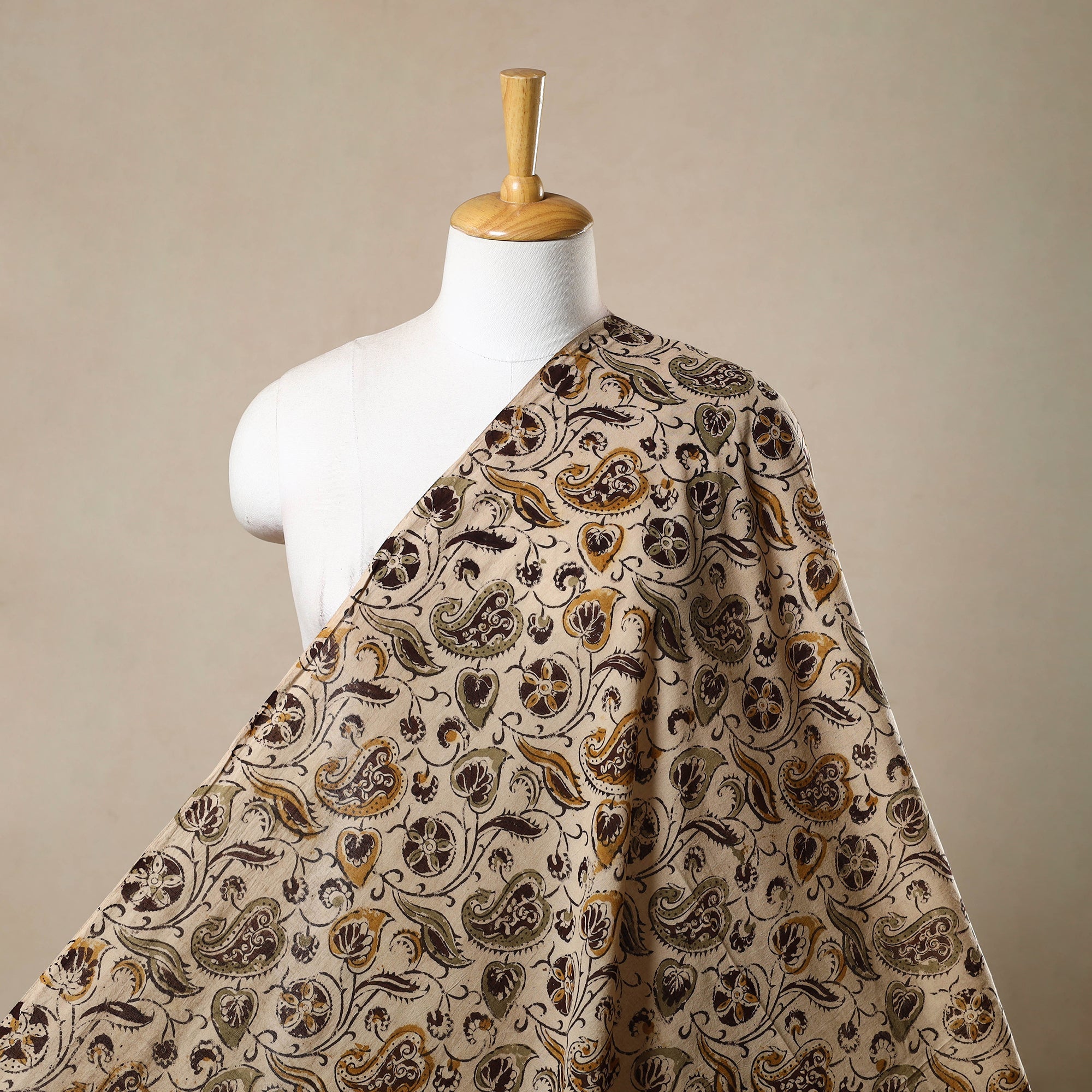 VENKATA BHANU KALAMKARI PEDANA Beige - Pedana Hand Block Print Mul Cotton Kalamkari Fabric 02