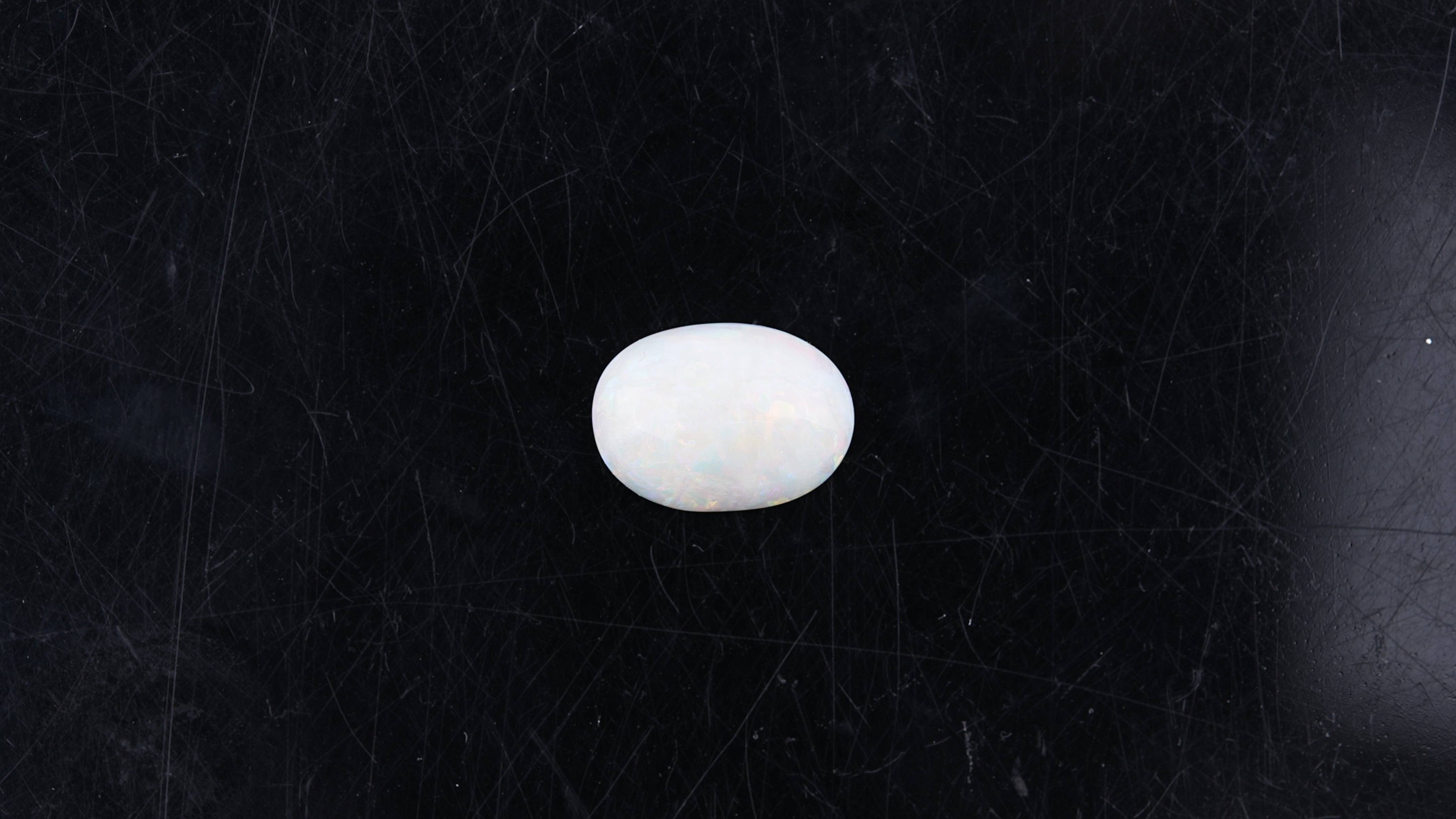 Gemsmantra Opal with Fire - 3.63 Carats (3.993 Ratti)