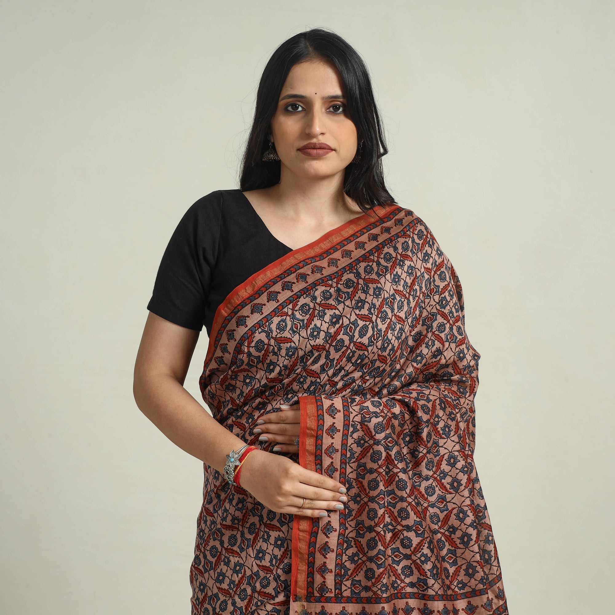 AJRAKH BY JABBAR KHATRI Brown - Chanderi Silk Block Printed Ajrakh Saree 01 - view 3
