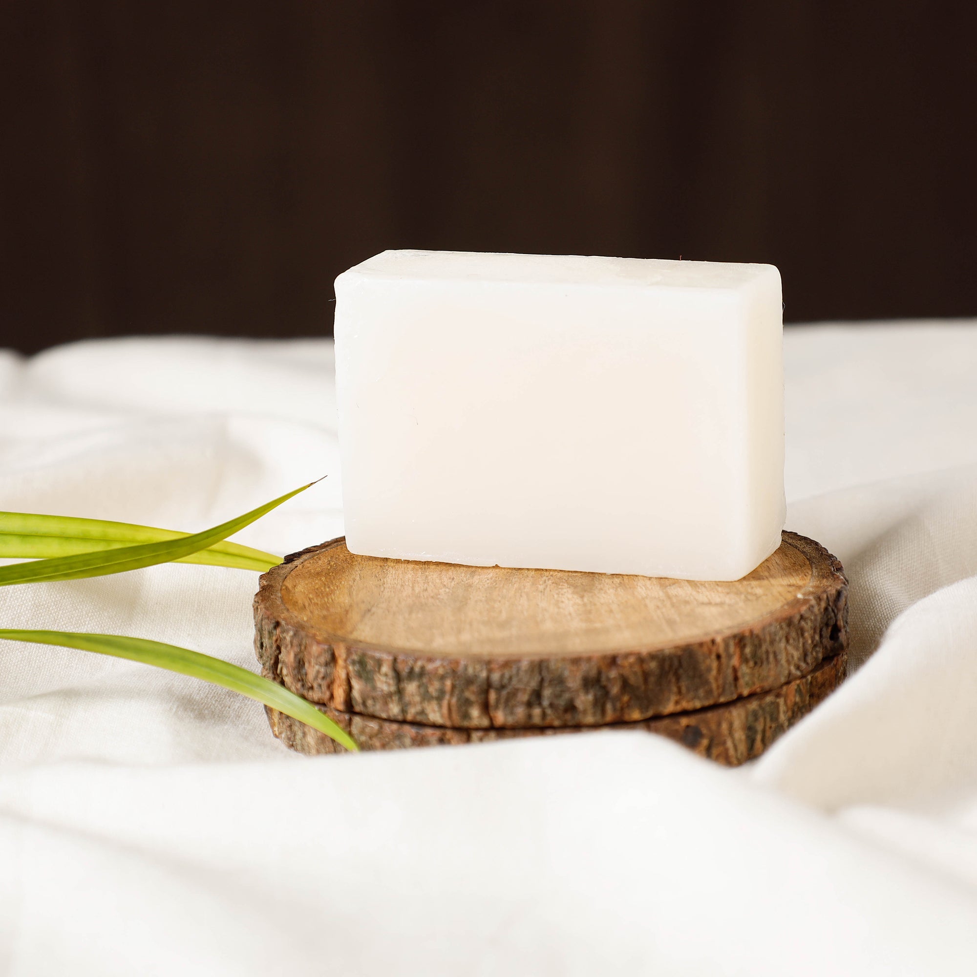 ITOKRI CRAFTS INITIATIVE Bihra Handmade Natural White Beauty Soap (100gm)
